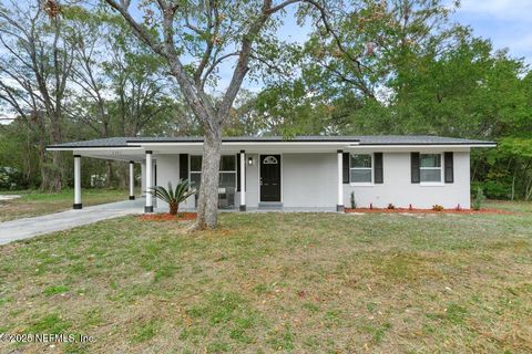 A home in Macclenny