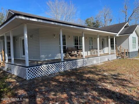 A home in Middleburg