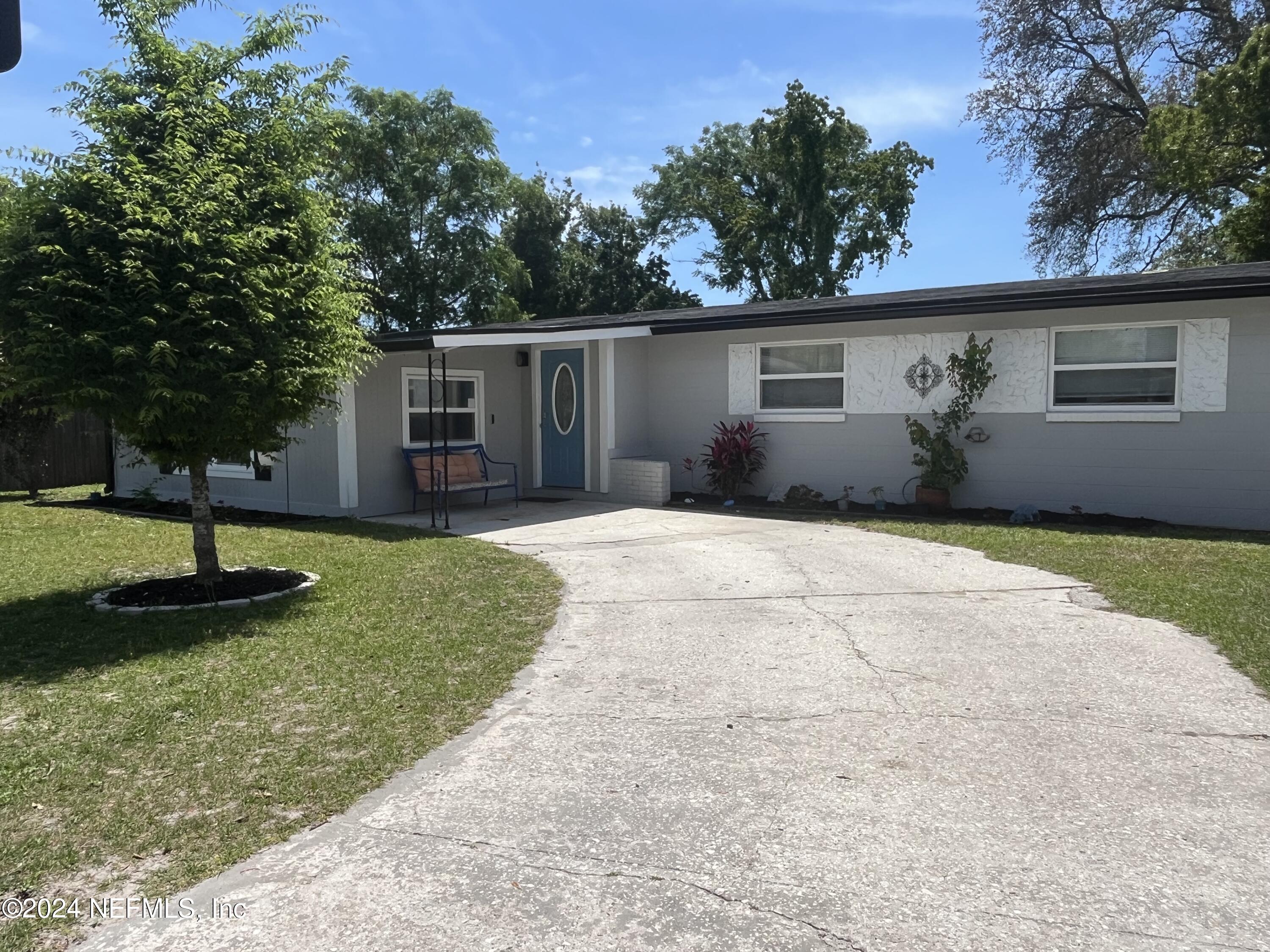 Orange Park, FL home for sale located at 412 Janell Drive, Orange Park, FL 32073