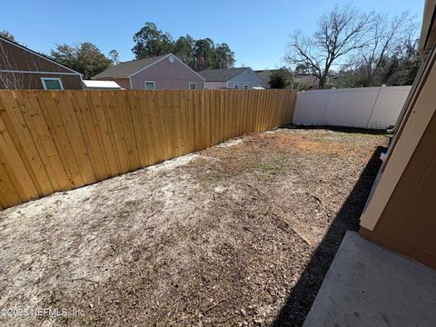 A home in Middleburg