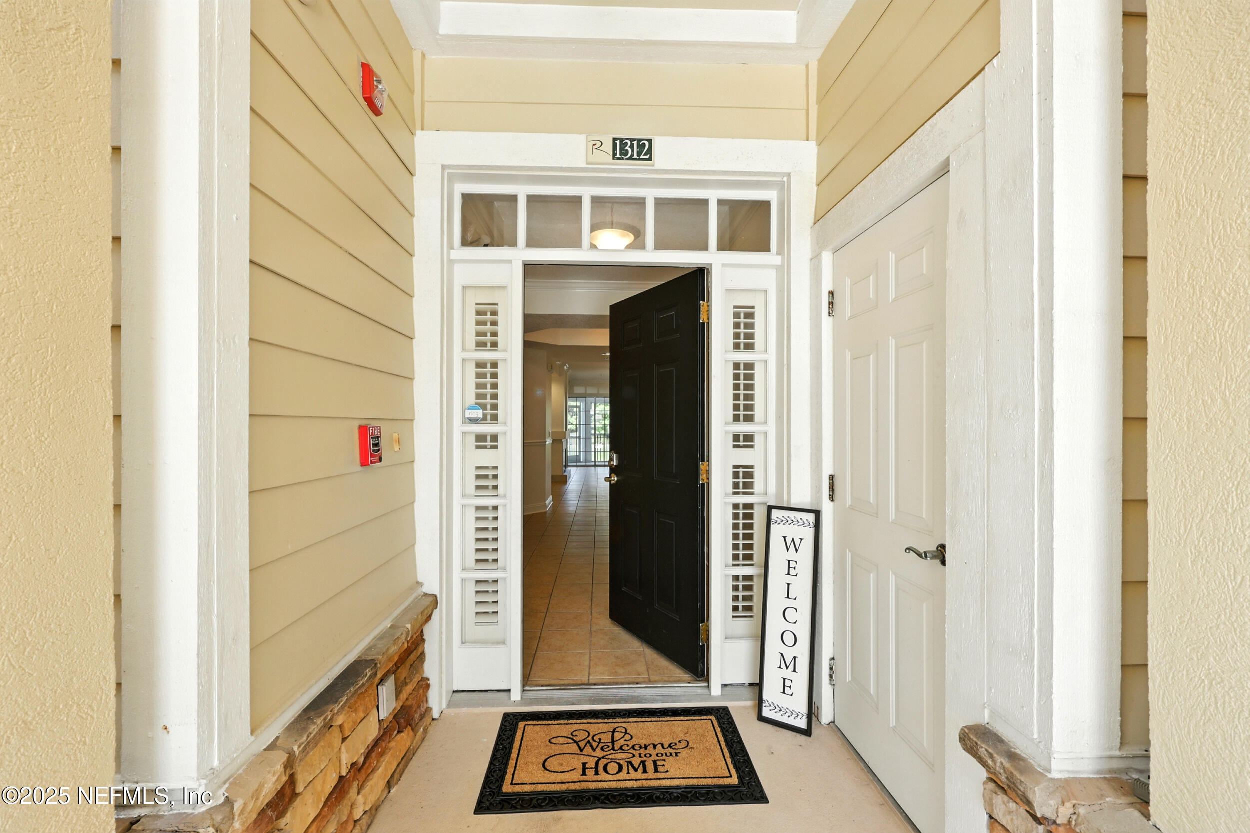 355 N SHORE Circle 1312