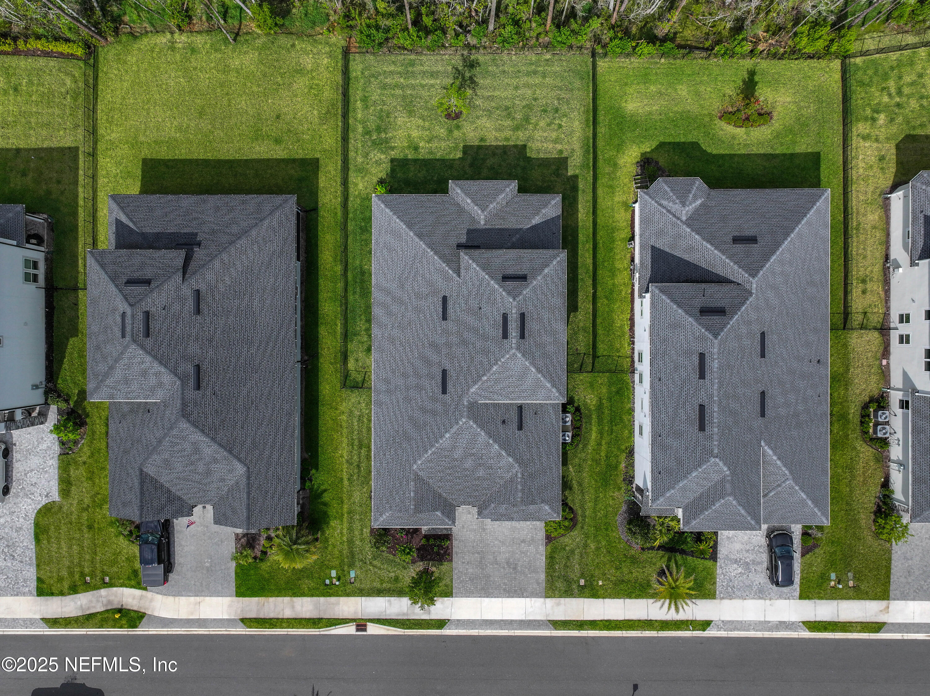 10396 SILVERBROOK Trail