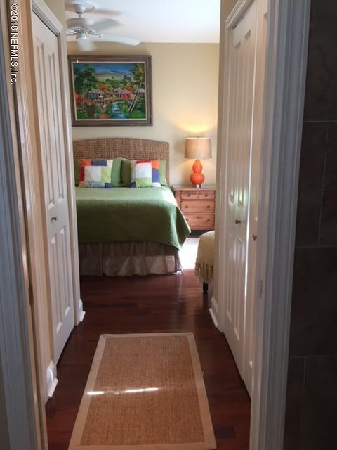 2830 OAK Street GARAGE APARTMENT