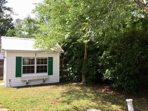 A home in Macclenny