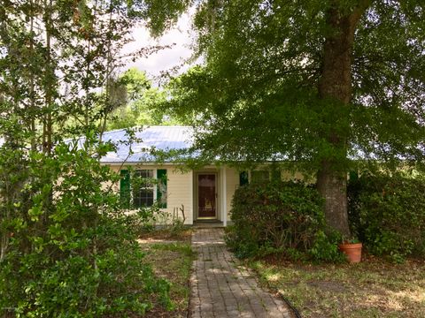 A home in Macclenny