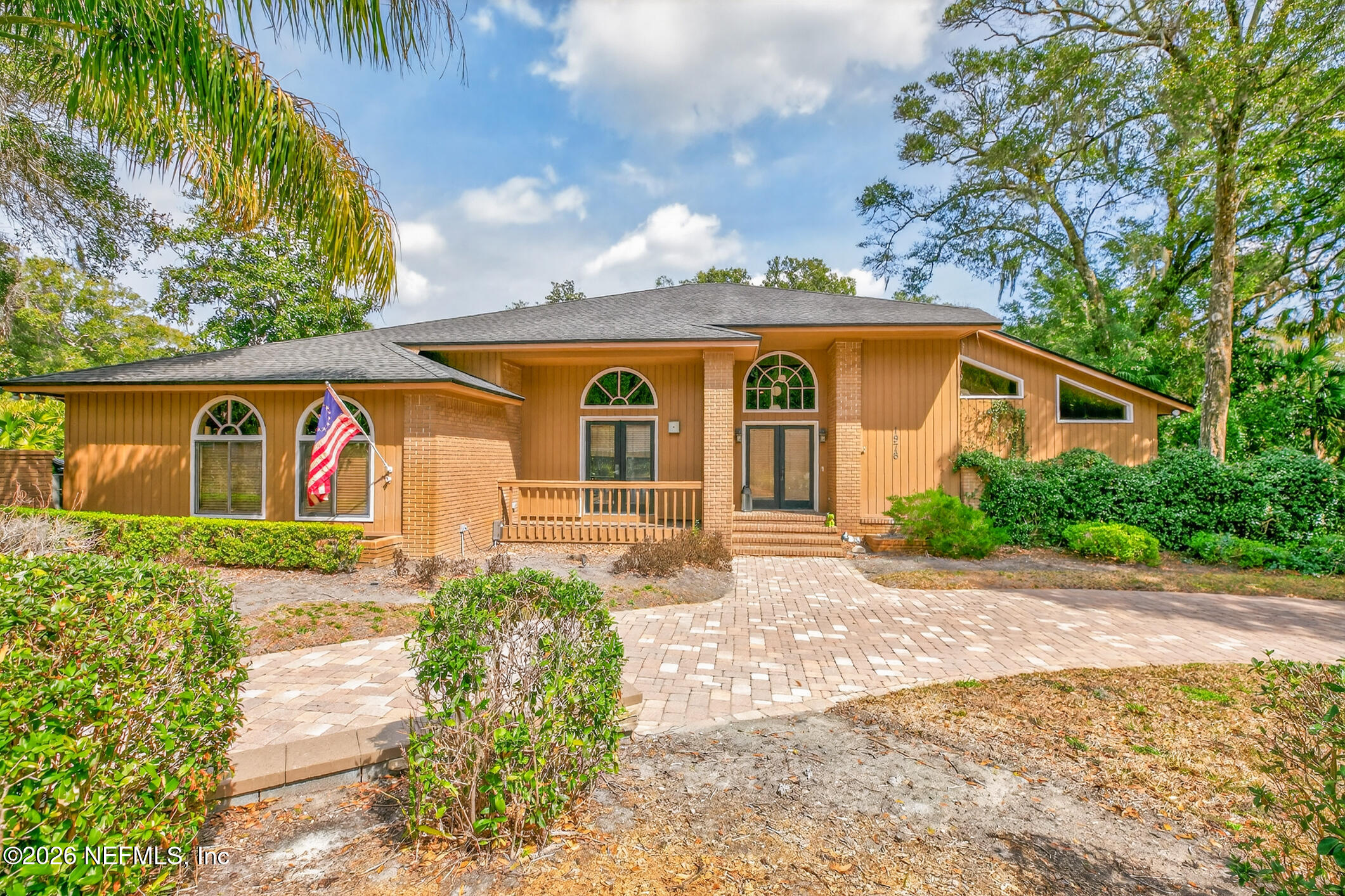 1978 BRISTA DE MAR Circle