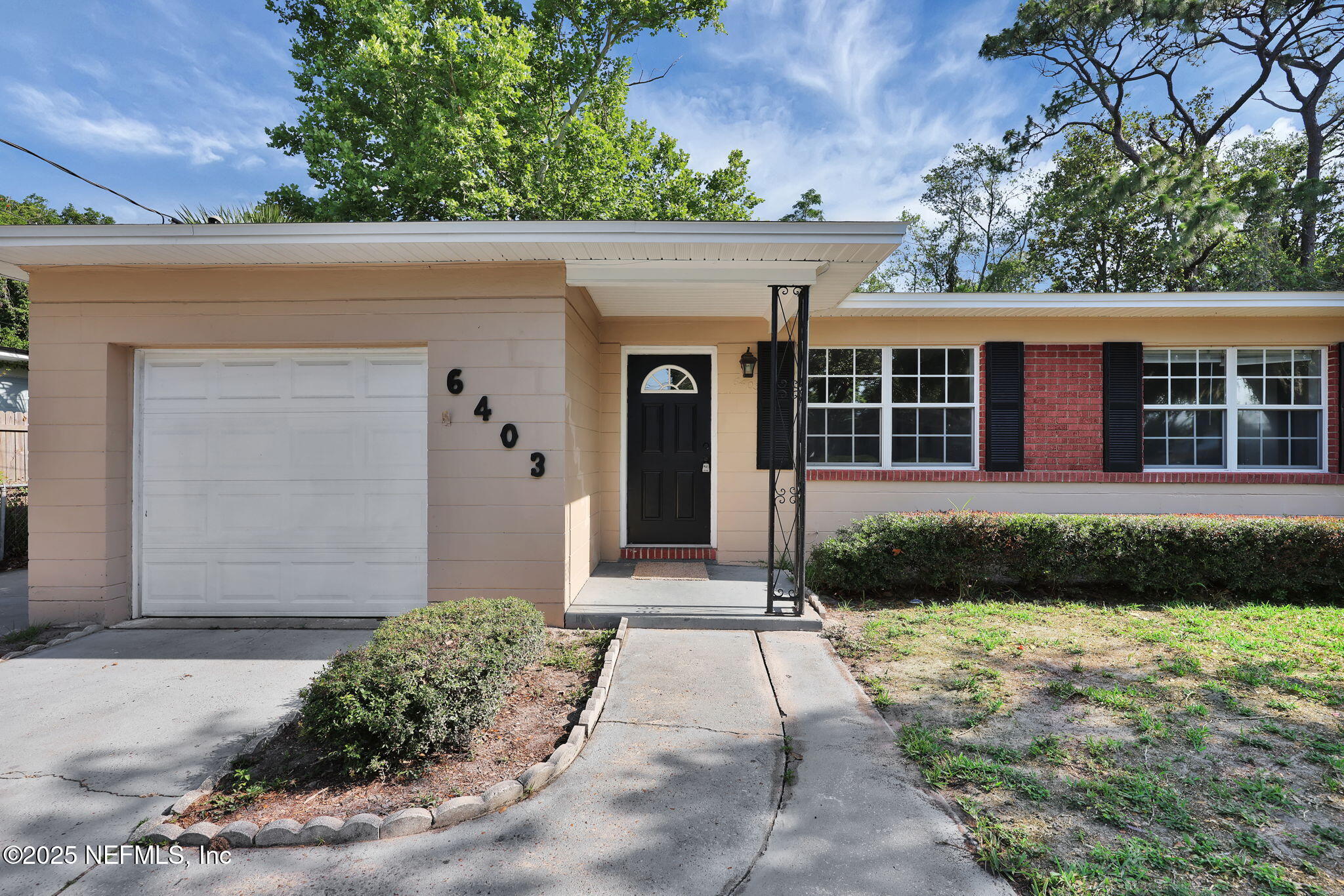 6403 SHADY OAK Drive