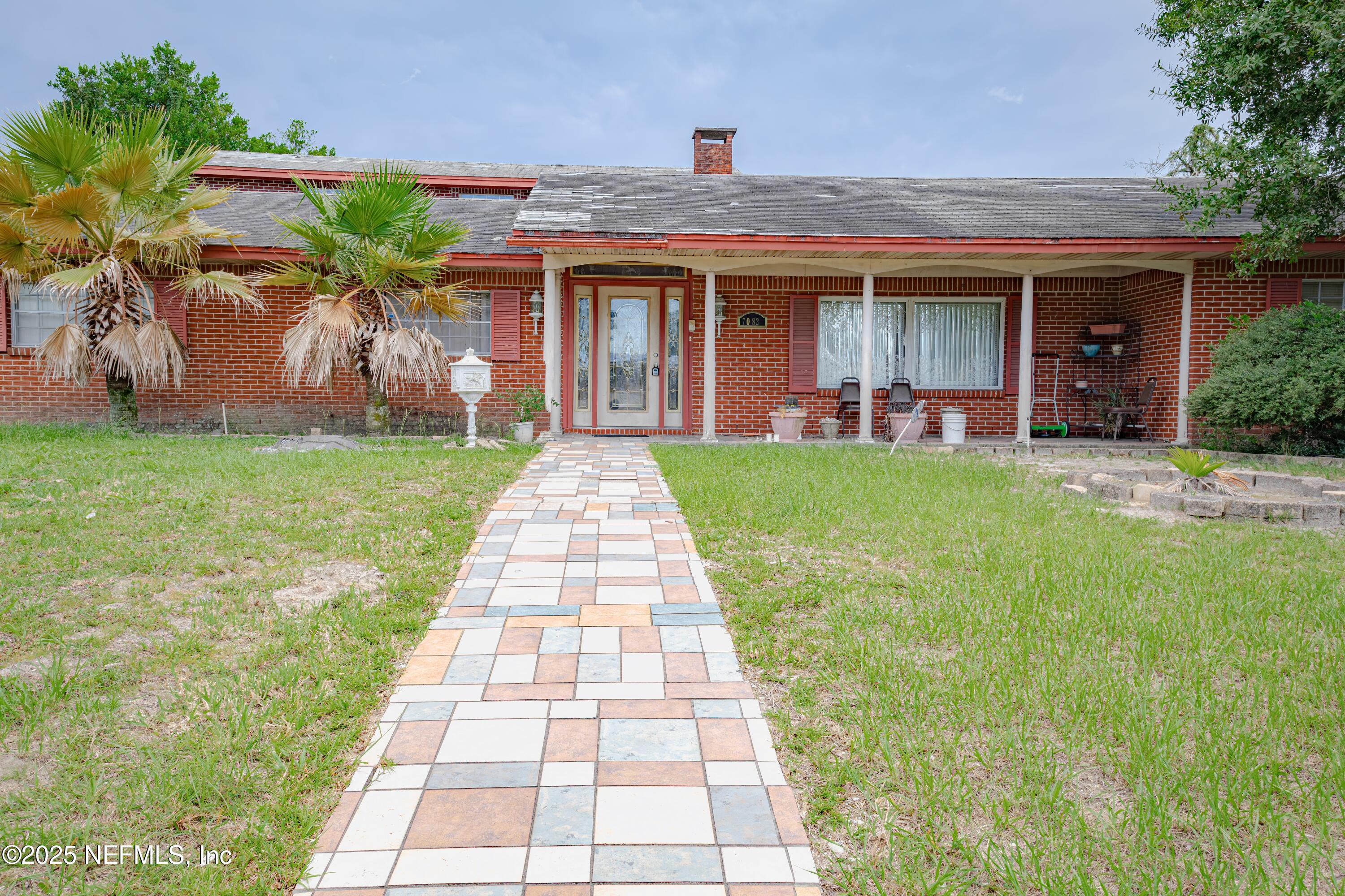 7082 KNOTTS Drive