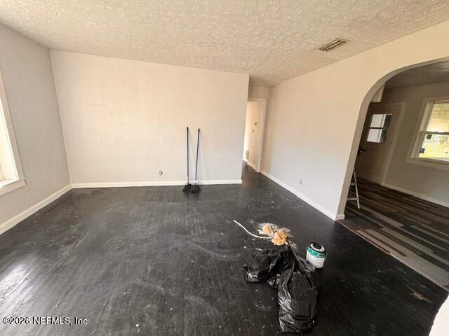 5612 VERNON Road