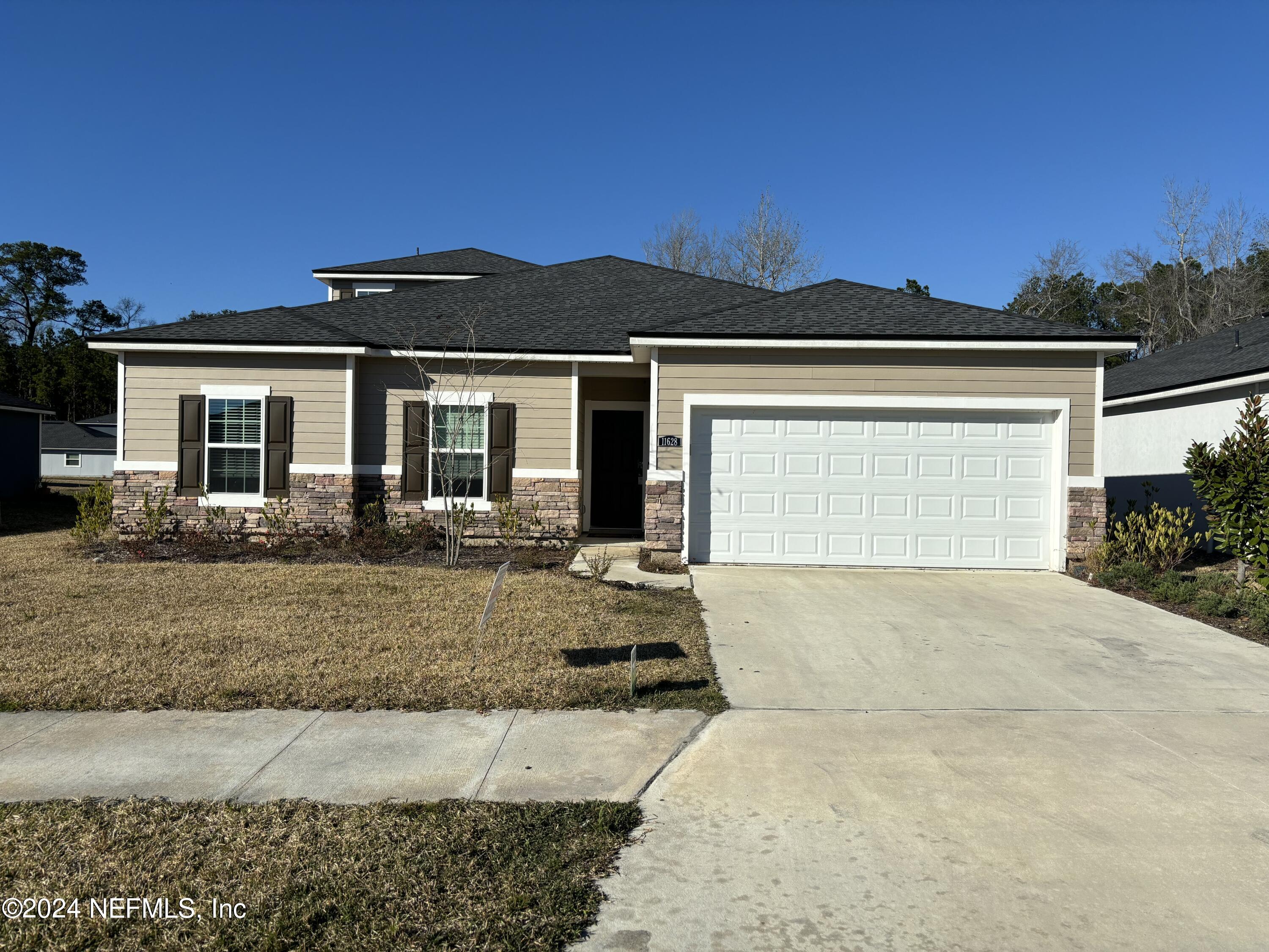 Jacksonville, FL home for sale located at 11628 DUNNS CROSSING Drive, Jacksonville, FL 32218