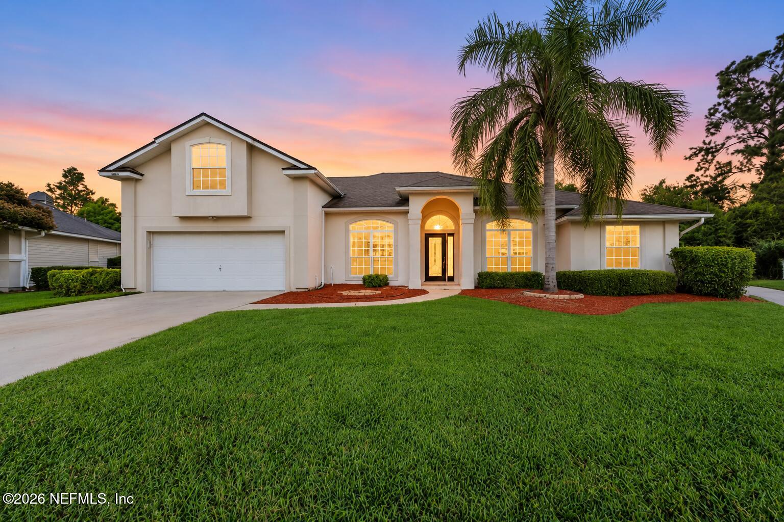 1556 LAKEWAY Drive