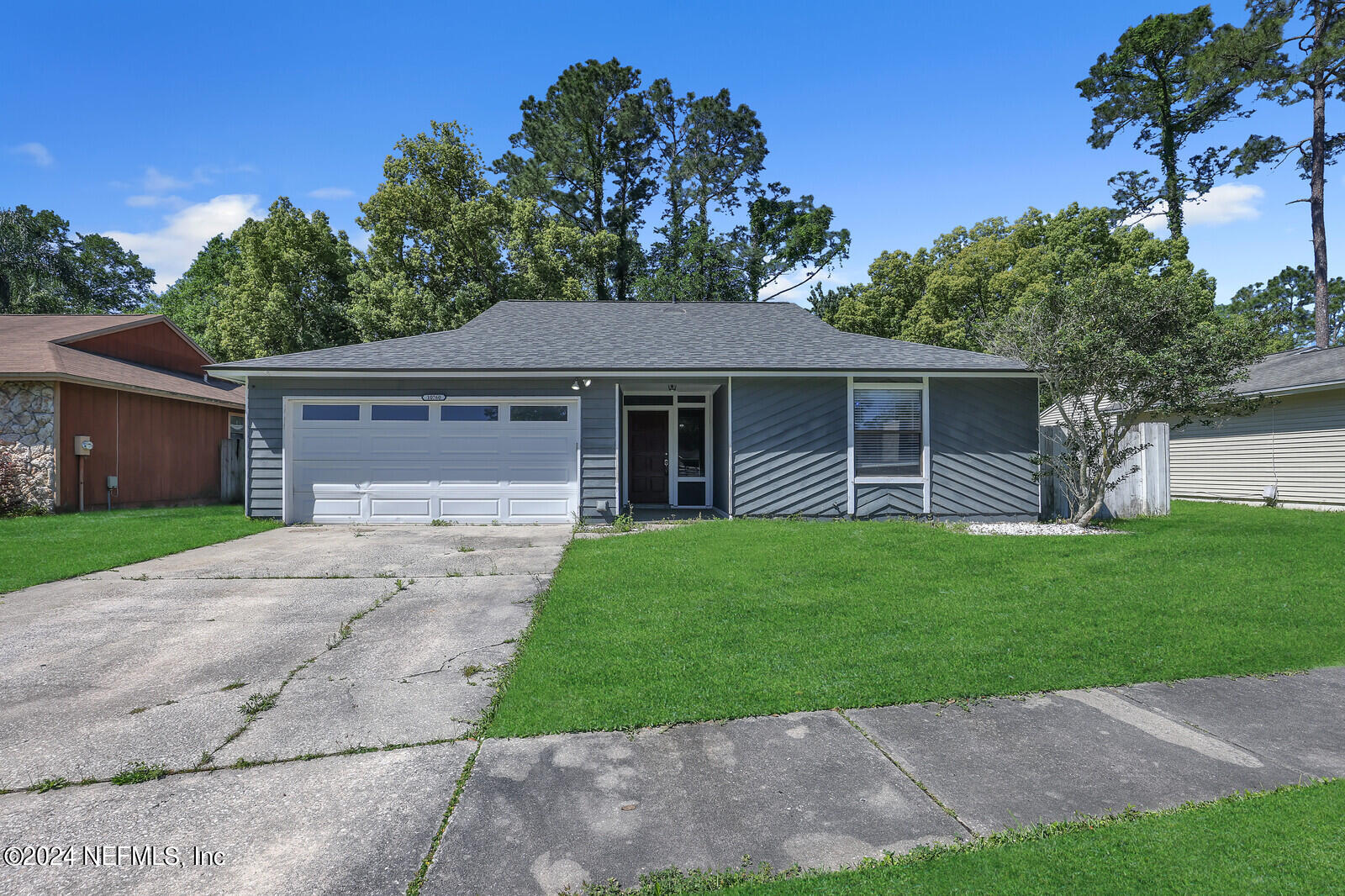 Jacksonville, FL home for sale located at 10760 KNOTTINGBY Drive, Jacksonville, FL 32257