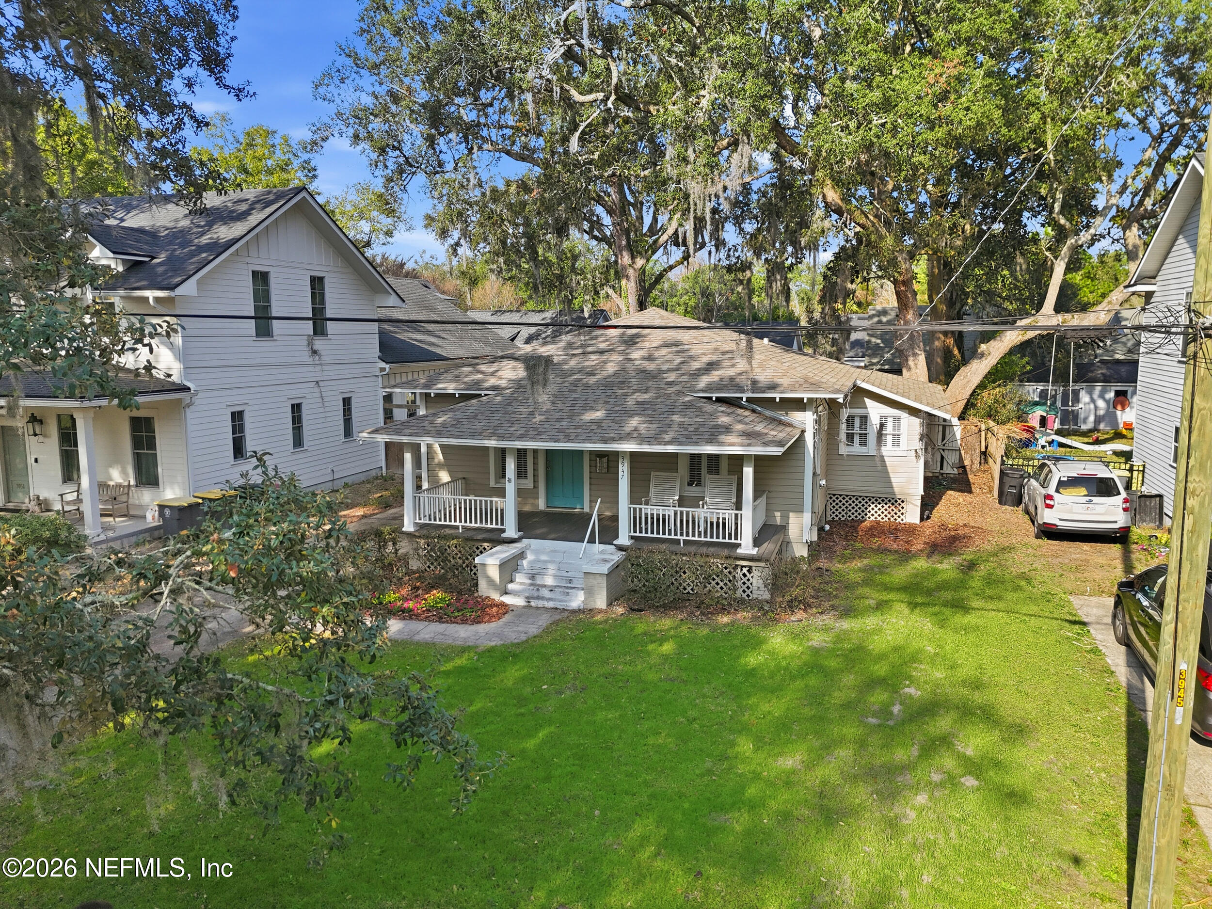 3947 BOONE PARK Avenue