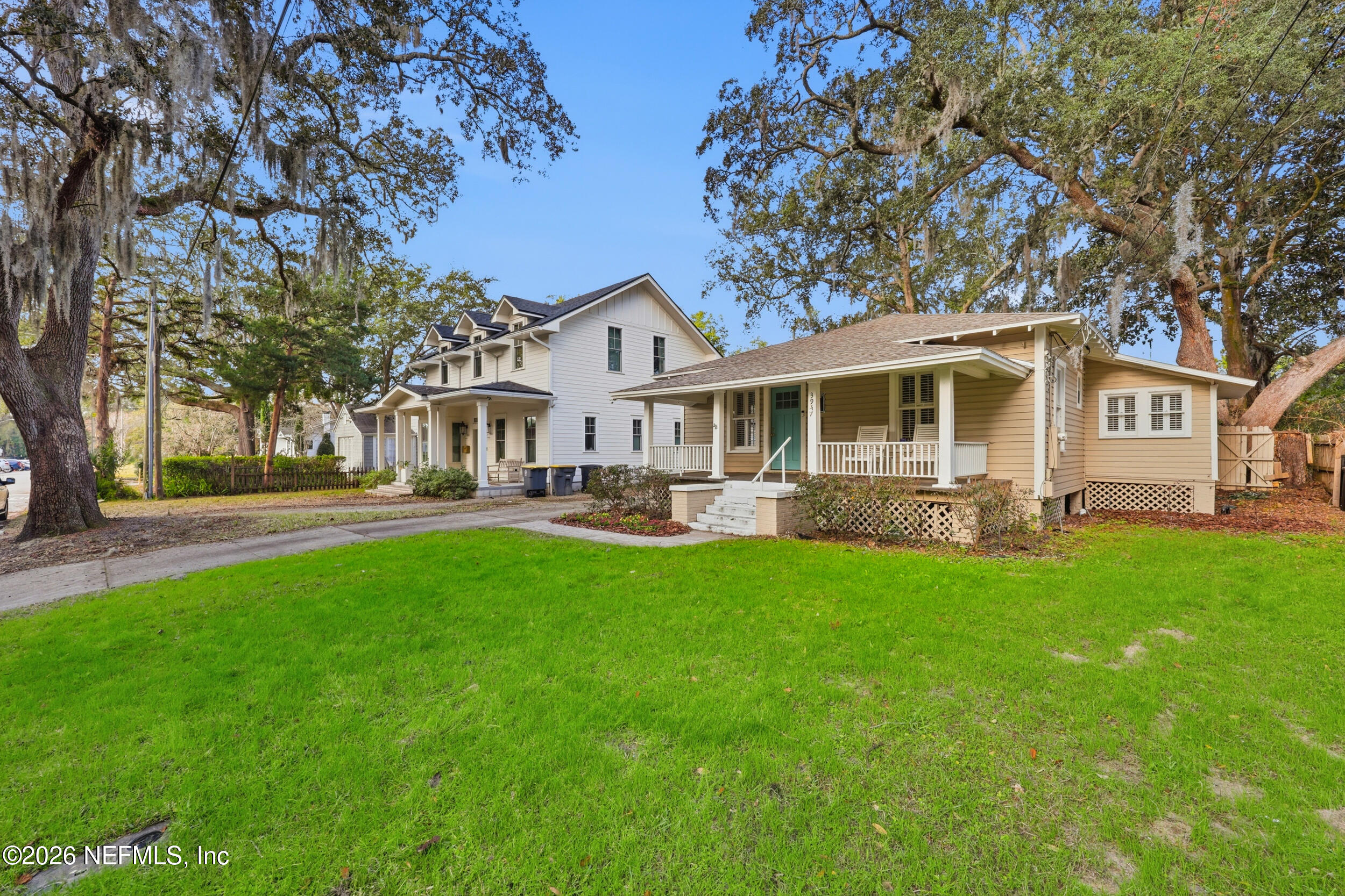 3947 BOONE PARK Avenue