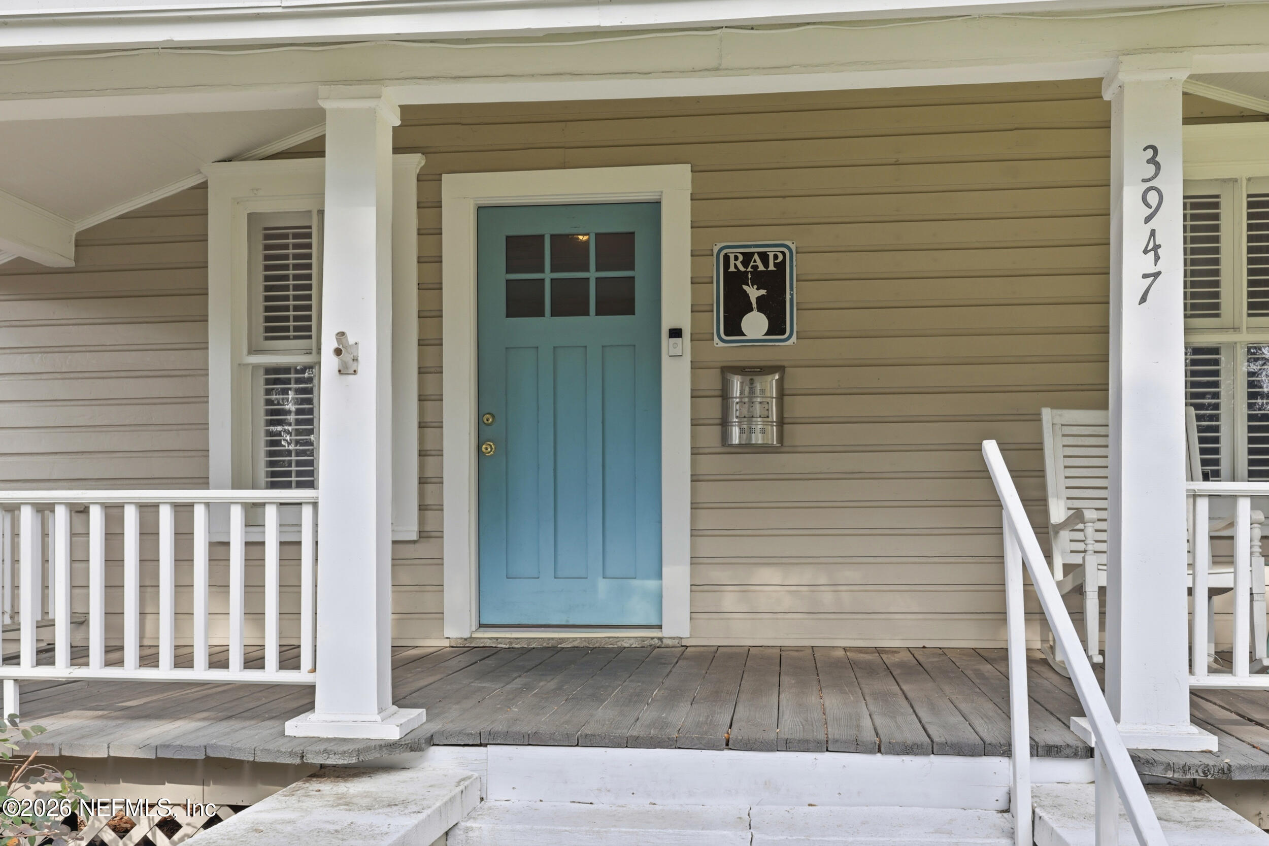 3947 BOONE PARK Avenue