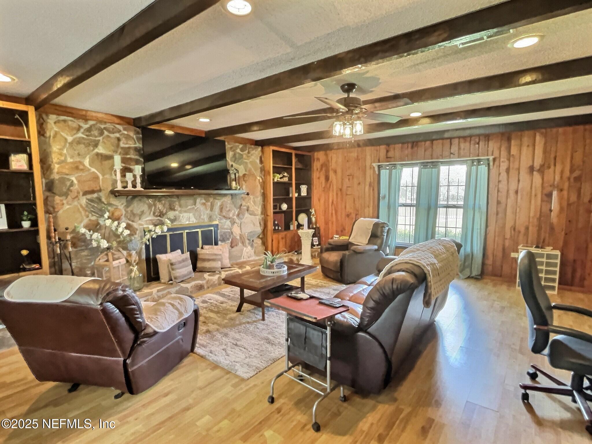 527 COUNTY ROAD 310