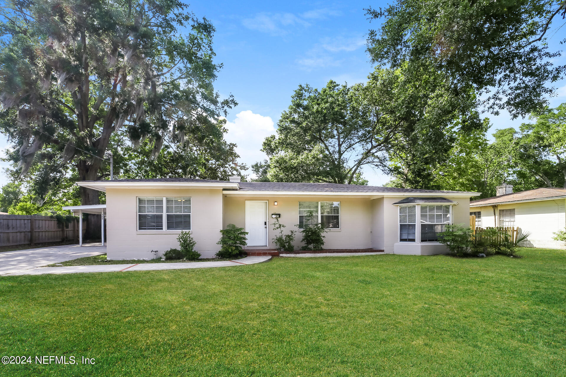 Jacksonville, FL home for sale located at 5635 Crestview Road, Jacksonville, FL 32210
