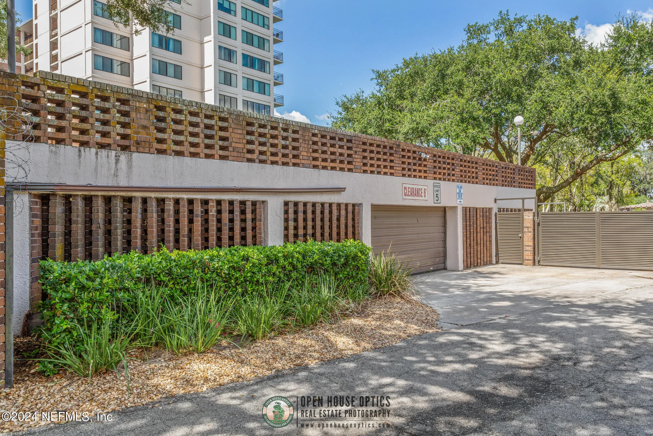 Jacksonville, Florida 32217, United States, 2 Bedrooms Bedrooms, ,2 BathroomsBathrooms,Residential,Active,57130