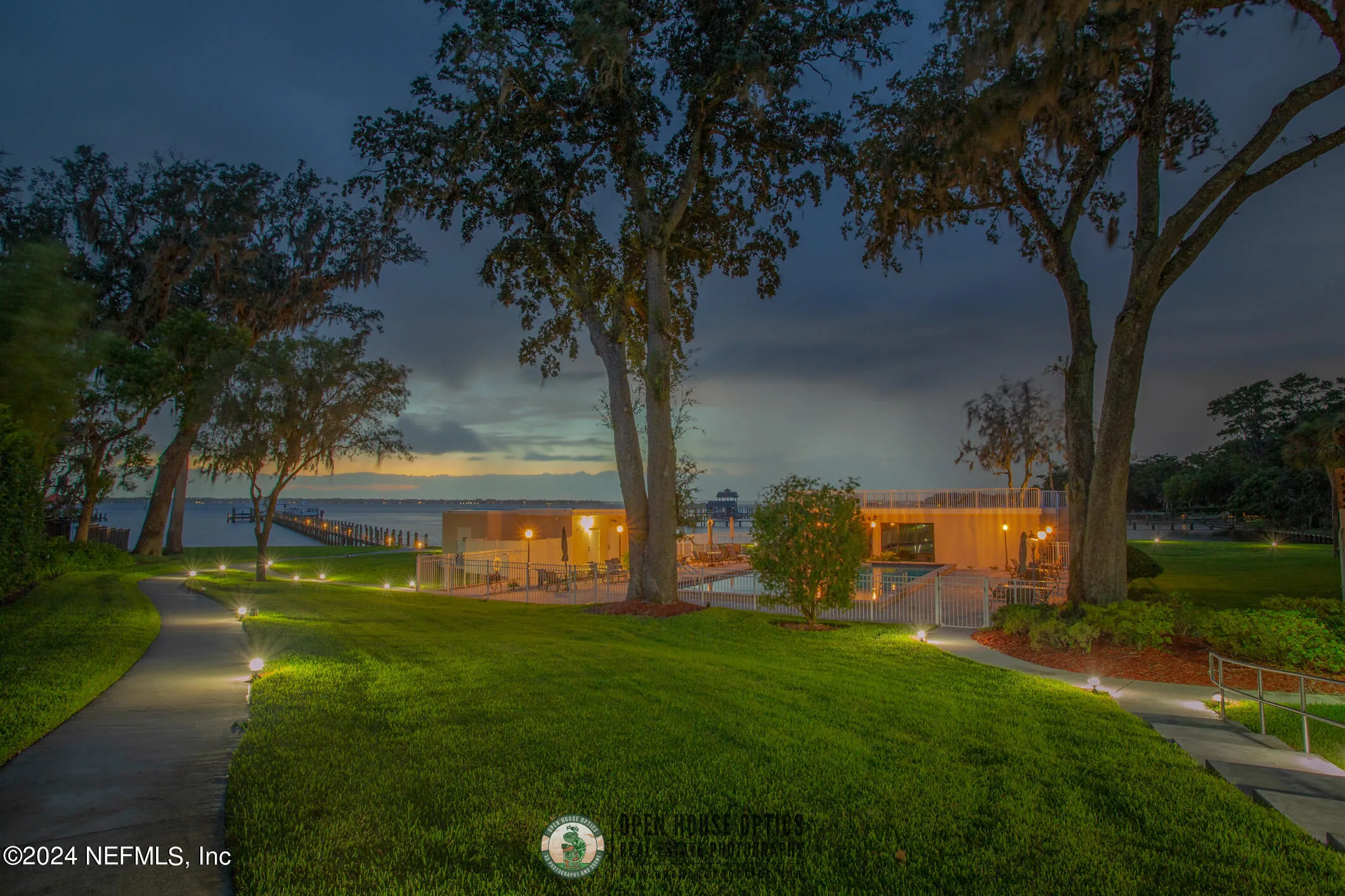 Jacksonville, Florida 32217, United States, 2 Bedrooms Bedrooms, ,2 BathroomsBathrooms,Residential,Active,57130