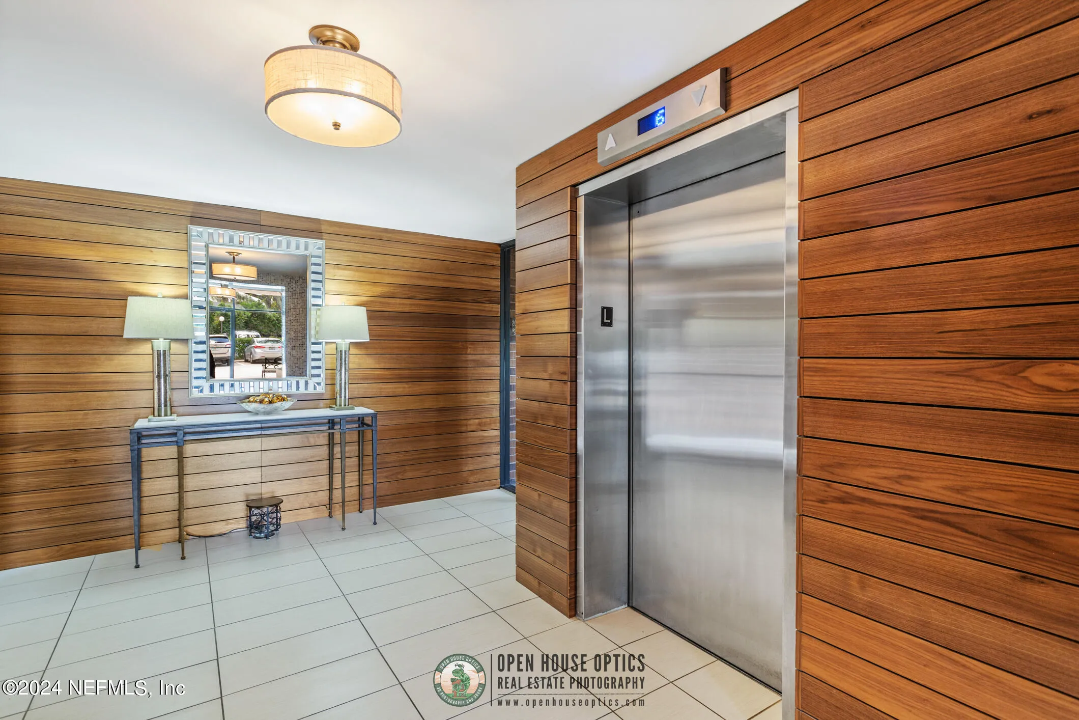 Jacksonville, Florida 32217, United States, 2 Bedrooms Bedrooms, ,2 BathroomsBathrooms,Residential,Active,57130