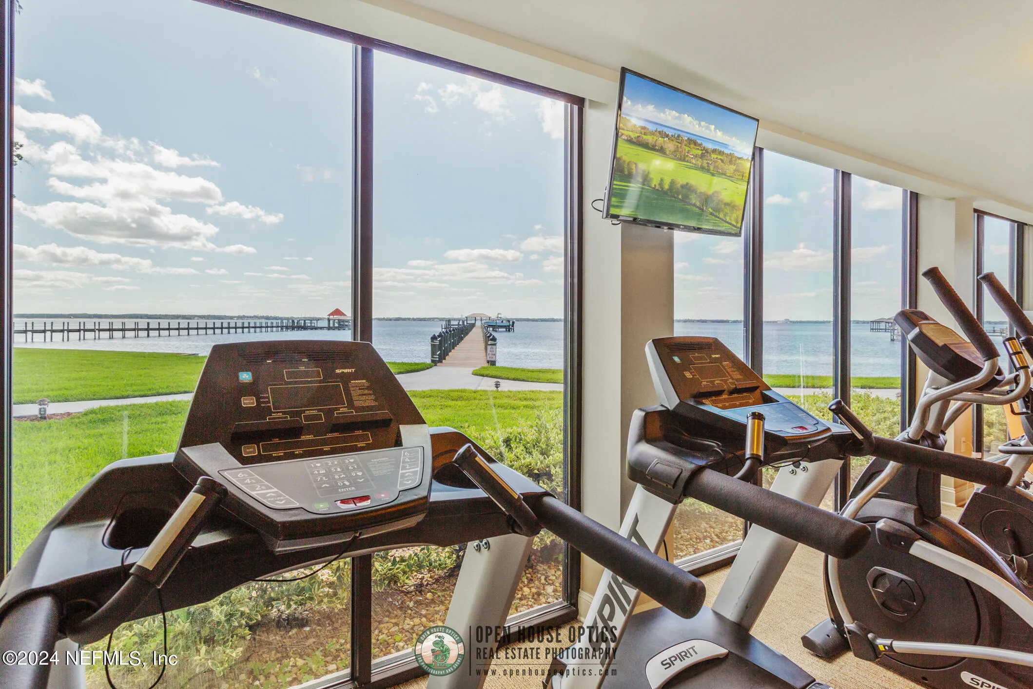 Jacksonville, Florida 32217, United States, 2 Bedrooms Bedrooms, ,2 BathroomsBathrooms,Residential,Active,57130