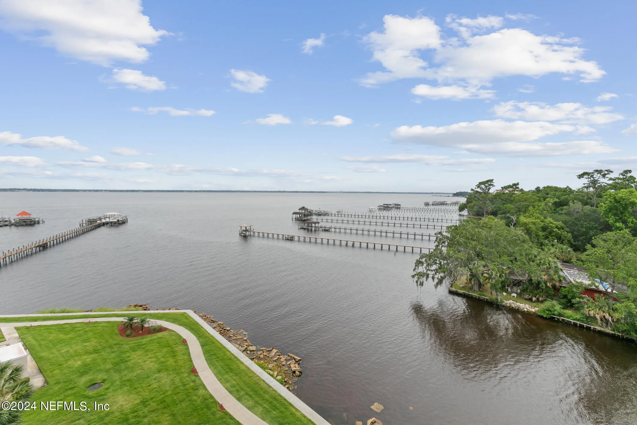 Jacksonville, Florida 32217, United States, 2 Bedrooms Bedrooms, ,2 BathroomsBathrooms,Residential,Active,57130