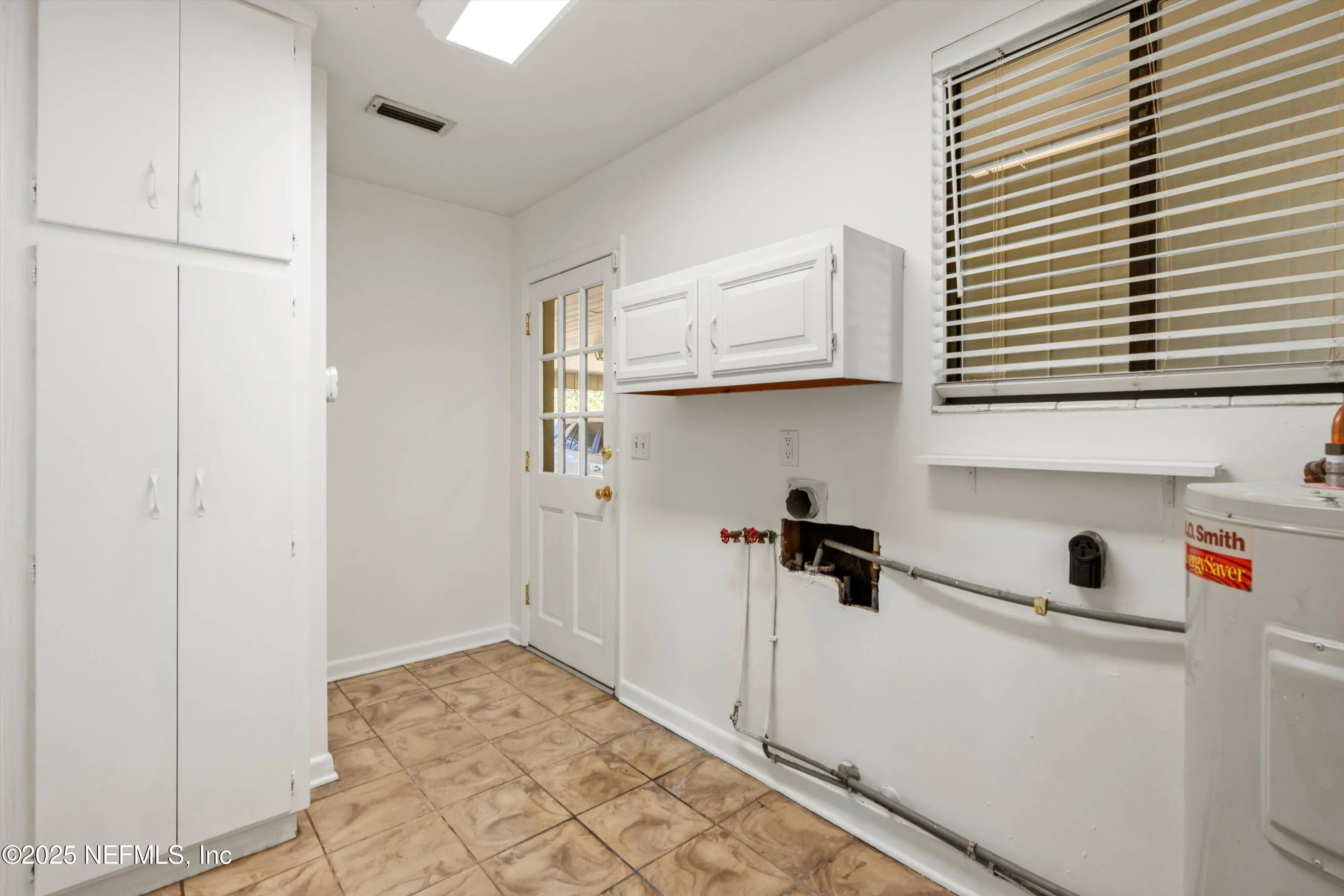 Jacksonville, Florida 32217, United States, 3 Bedrooms Bedrooms, ,3 BathroomsBathrooms,Residential,Active,100943