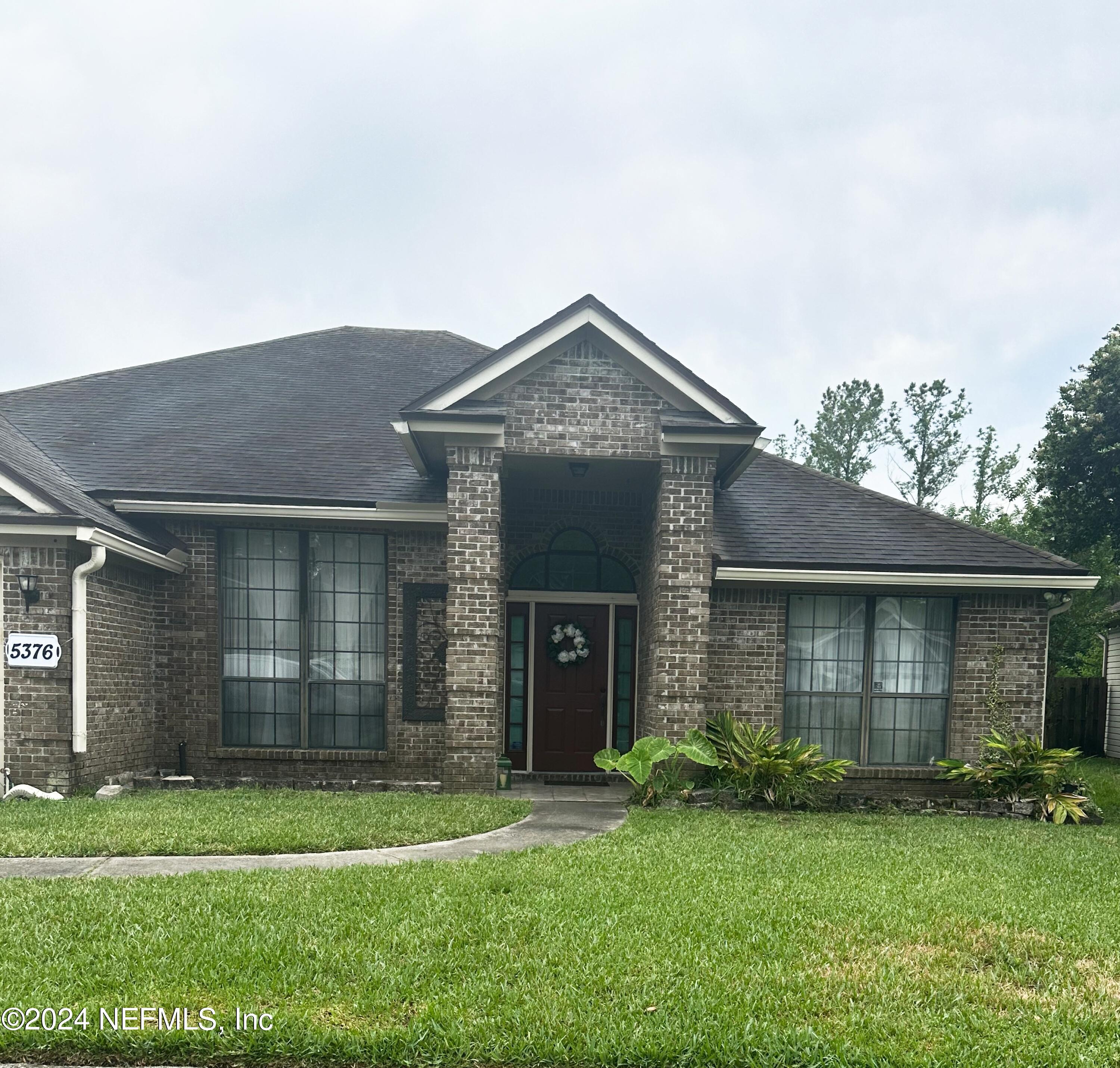 Jacksonville, FL home for sale located at 5376 Oxford Crest Drive, Jacksonville, FL 32258