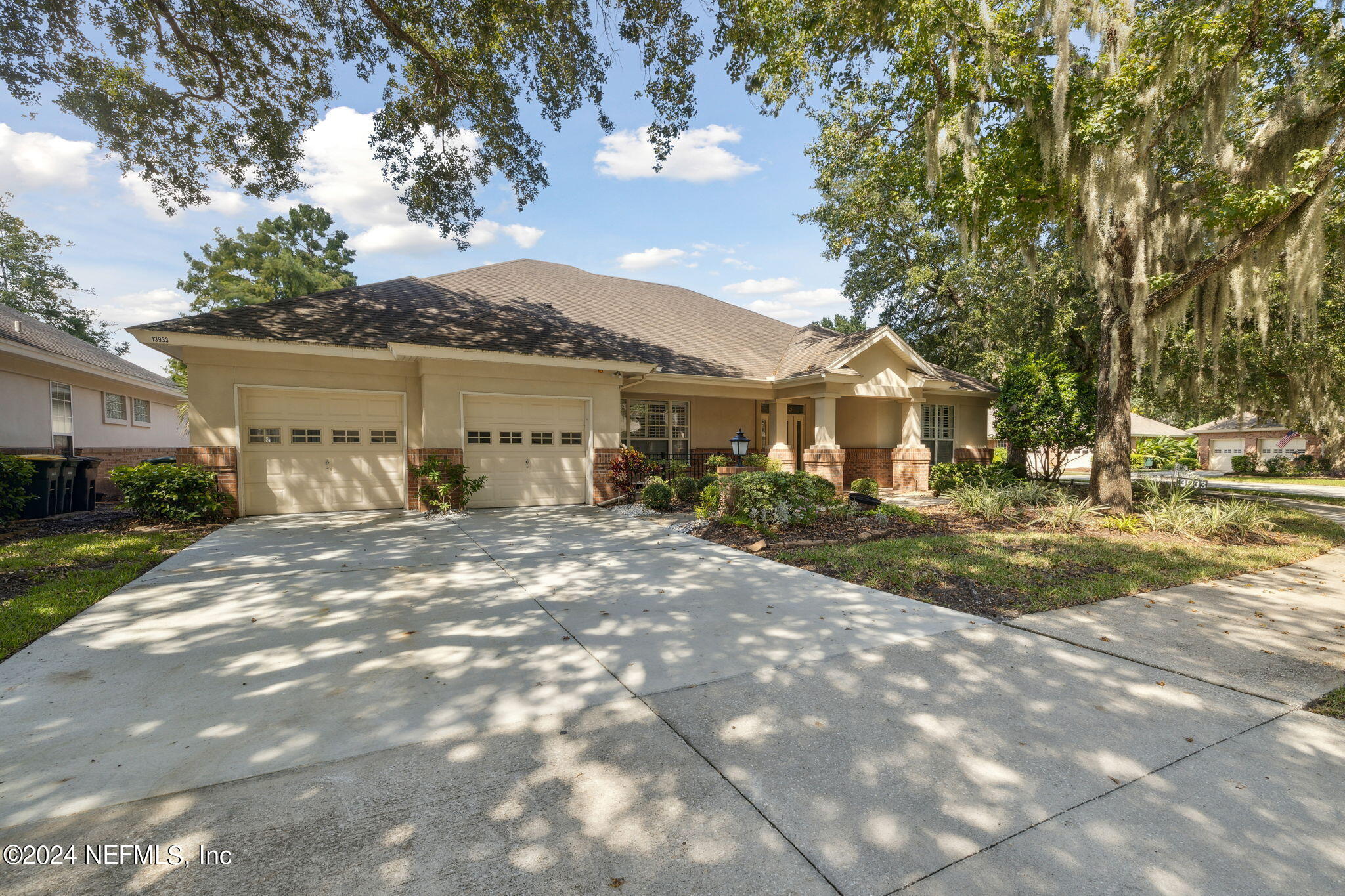 13933 CROTON Court