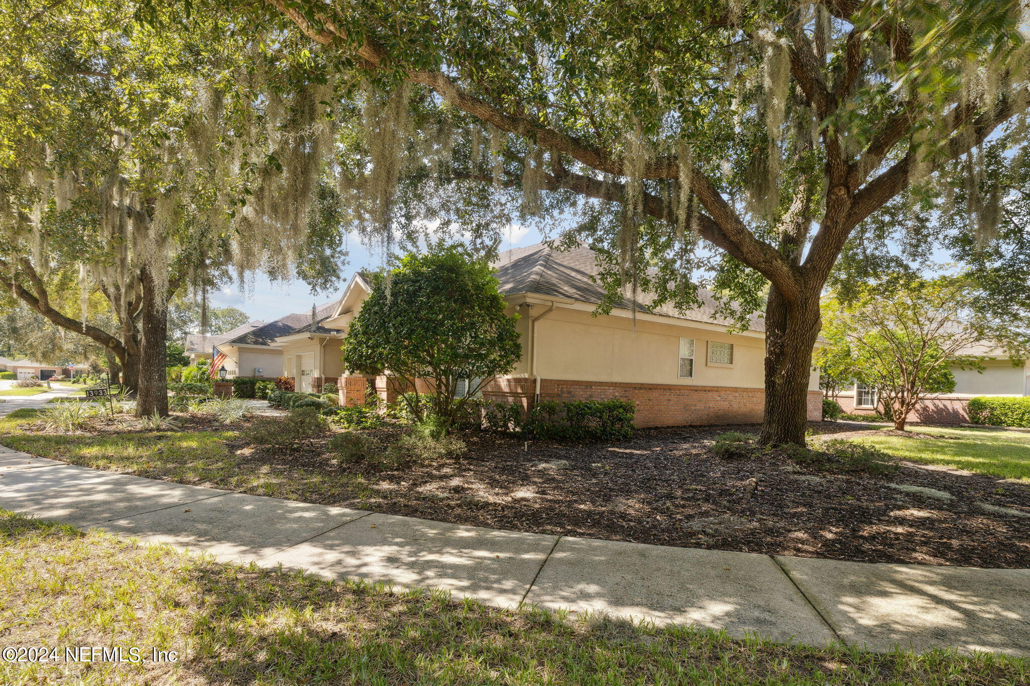 13933 CROTON Court