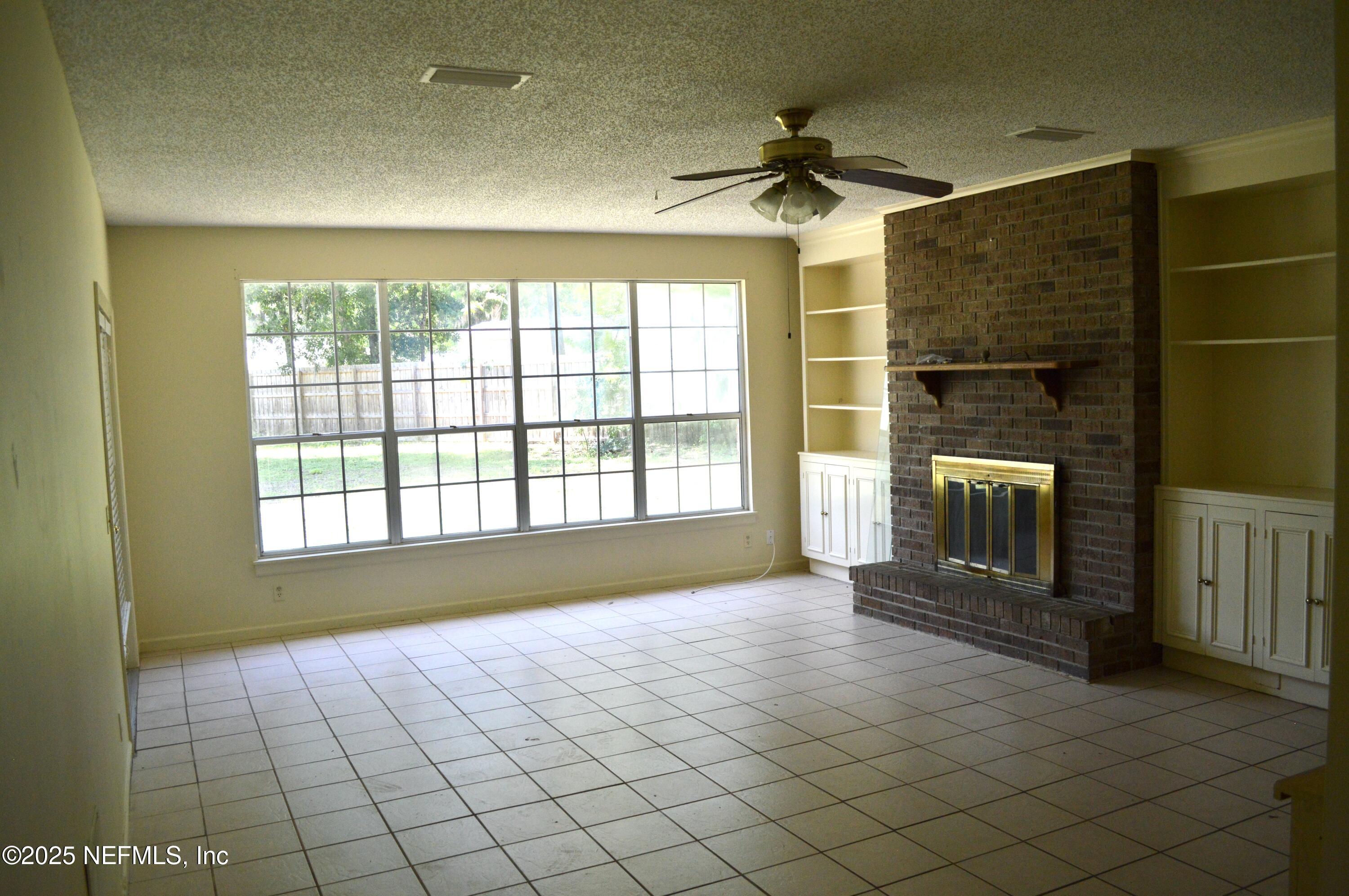 2235 HUNTERWOOD Court