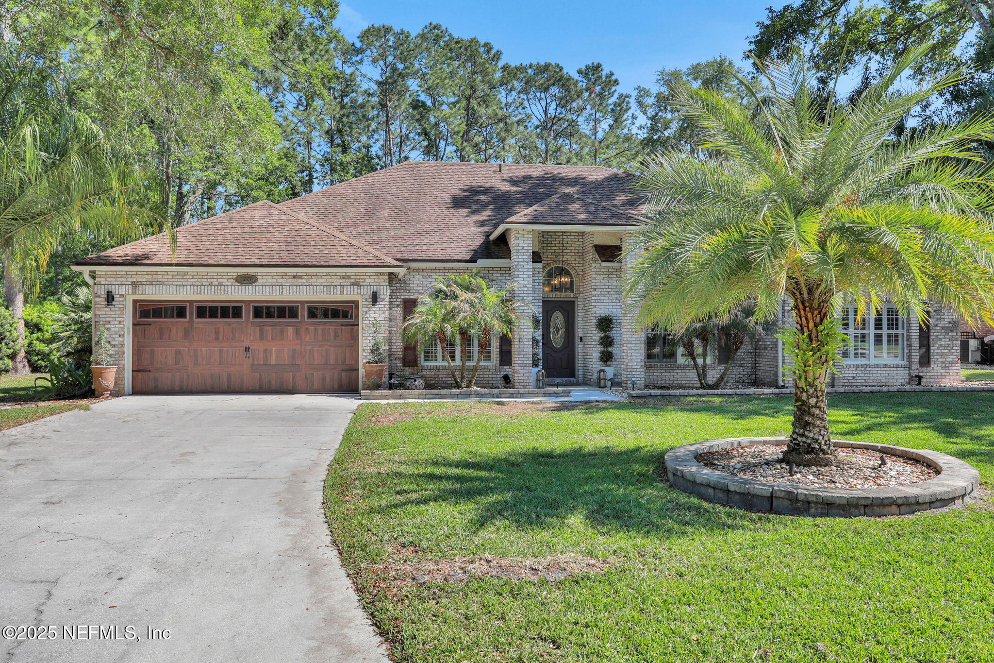 1029 LARKSPUR Loop
