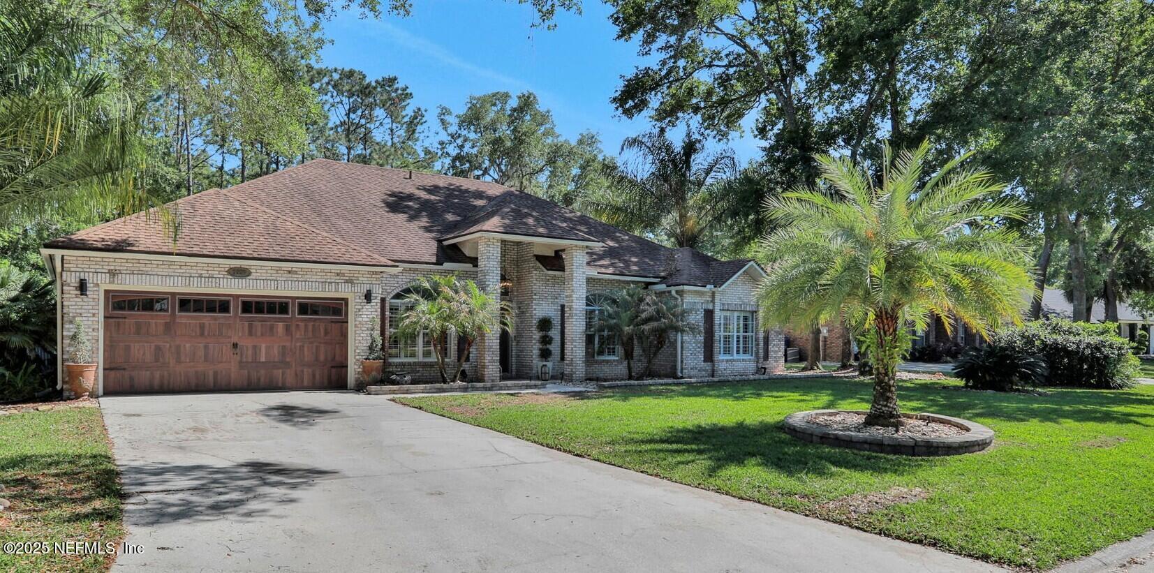 1029 LARKSPUR Loop