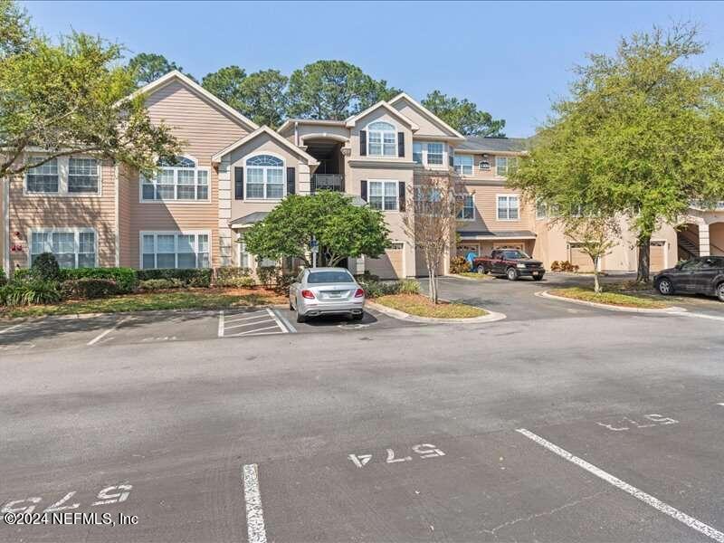 Jacksonville, FL home for sale located at 13810 Sutton Park Drive N Unit 1134, Jacksonville, FL 32224