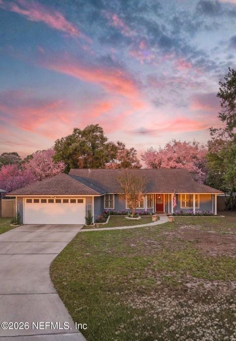 Photo of 11858 S NARROW OAK Lane, Jacksonville, FL 32223 (MLS # 2145169)