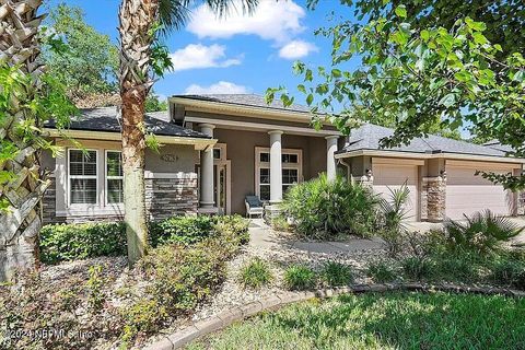 A home in Yulee