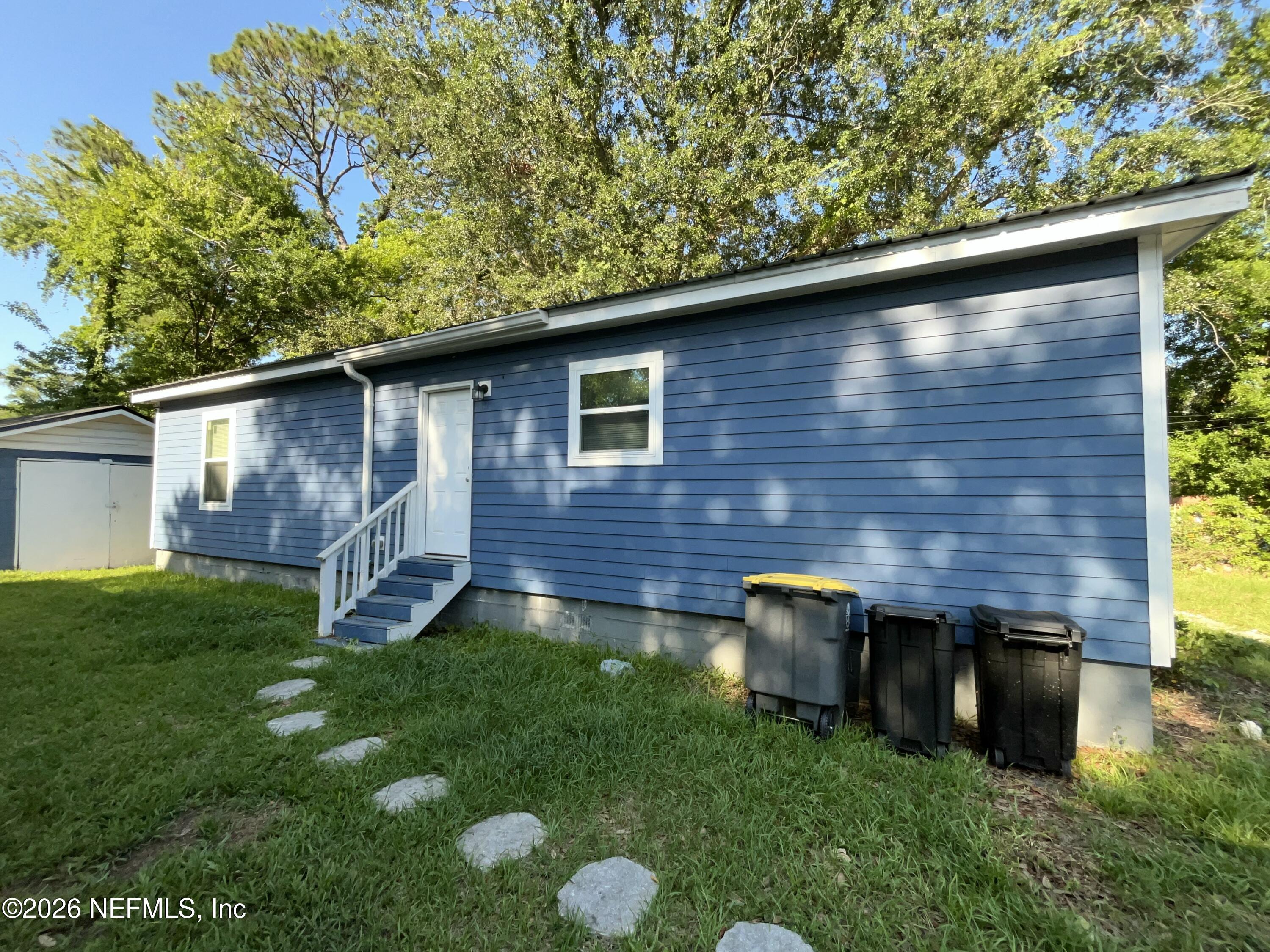 2065 W 14TH Street