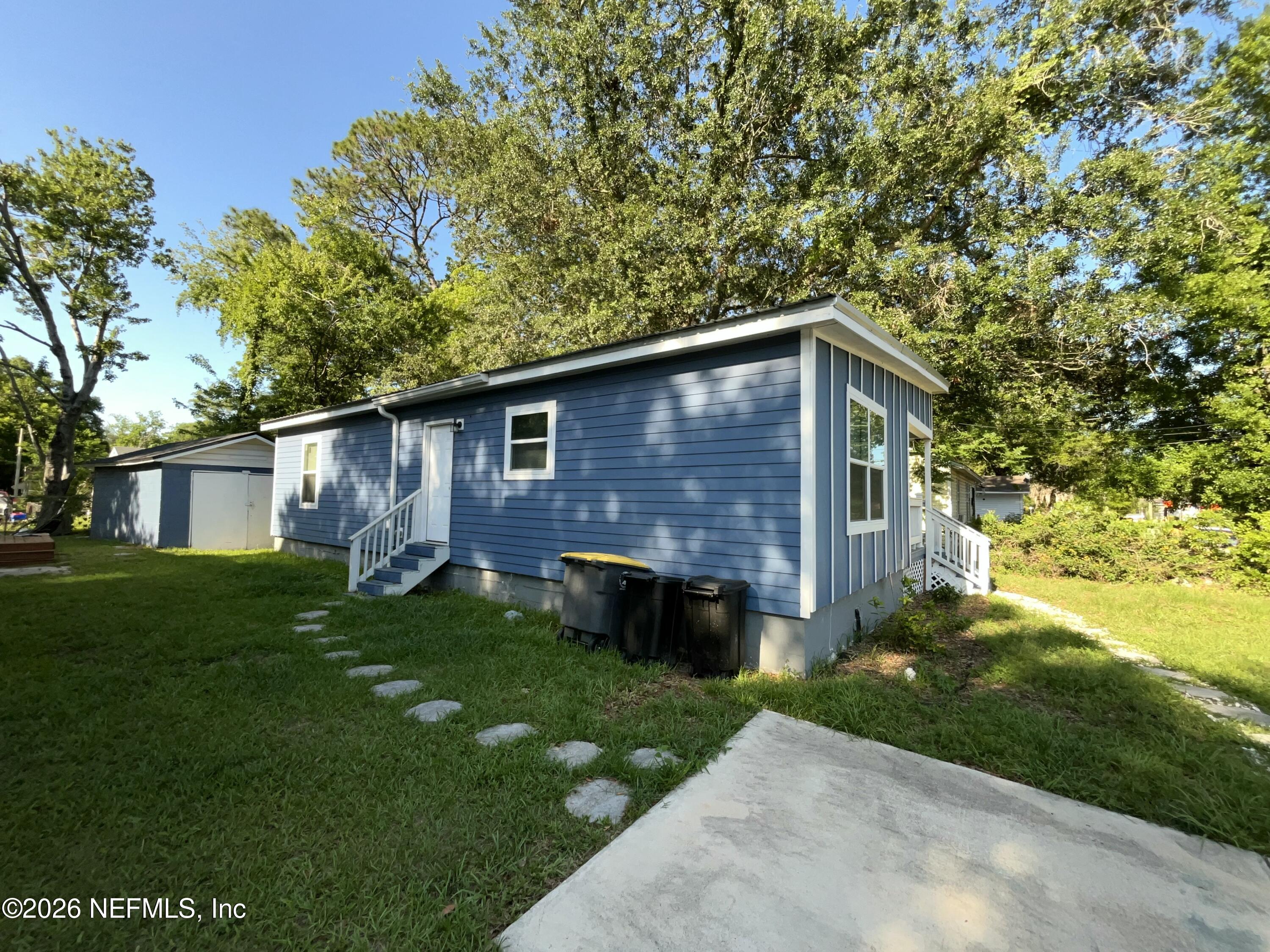 2065 W 14TH Street