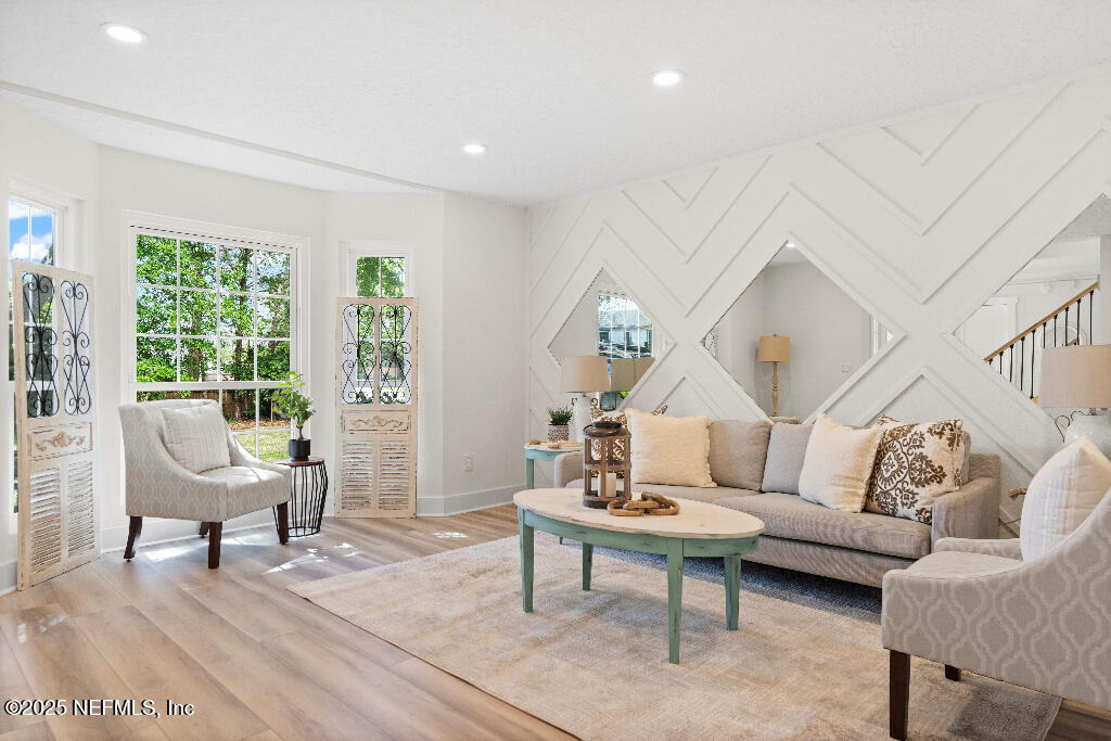 5917 ORCHARD POND Drive