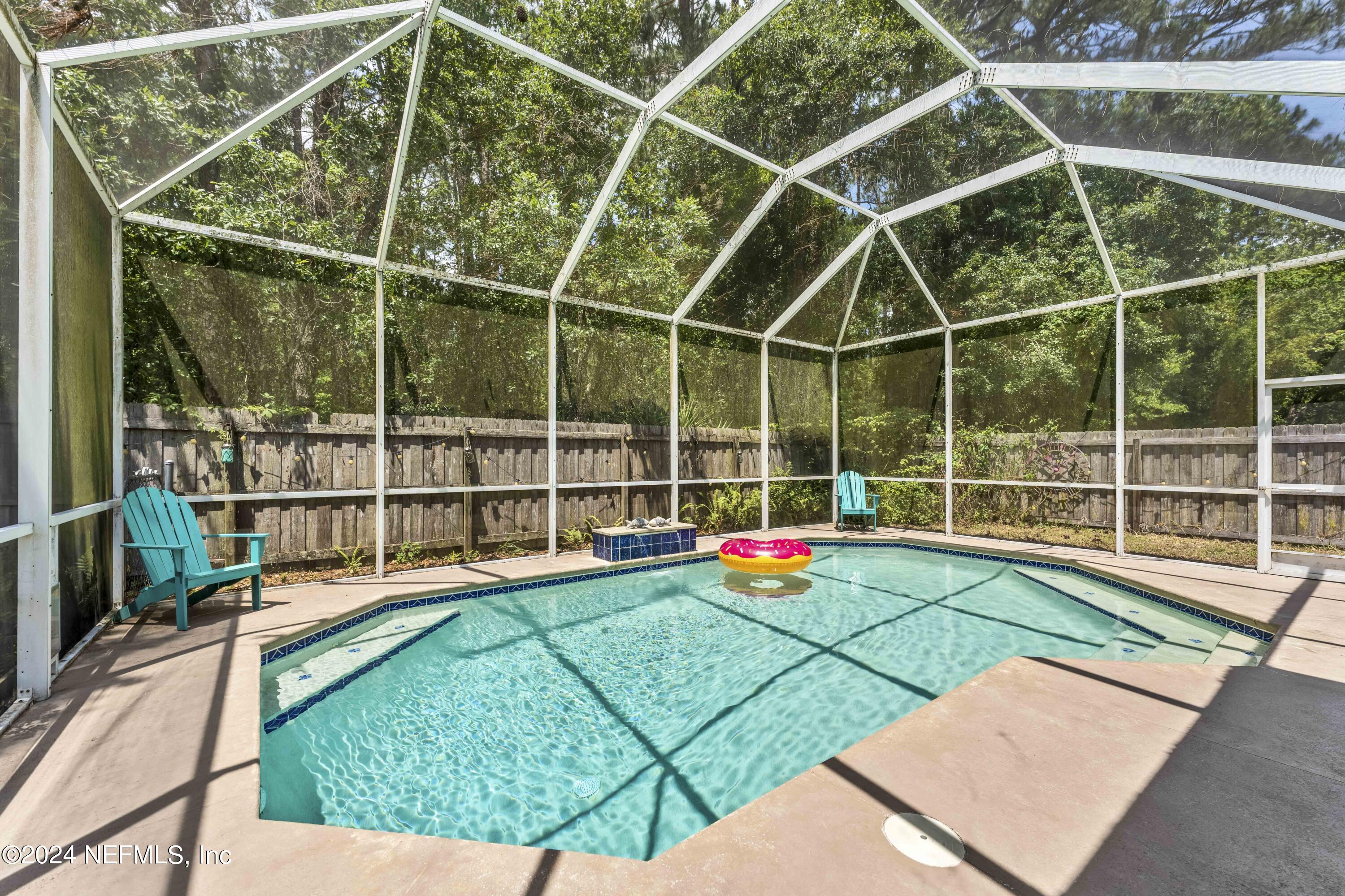 Jacksonville, FL home for sale located at 10582 Lake Hollow Lane, Jacksonville, FL 32257