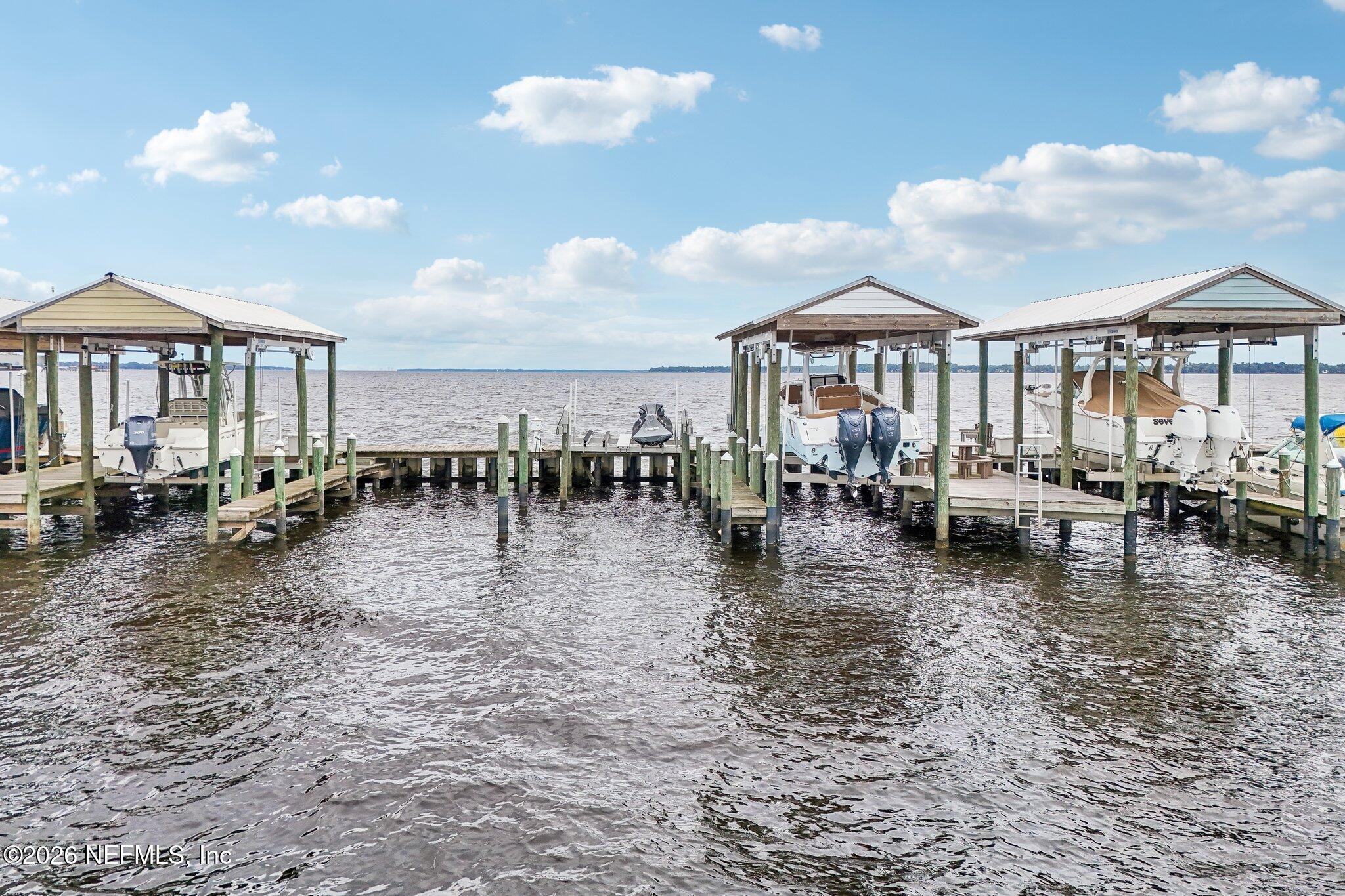 94 YACHT CLUB - Photo 4