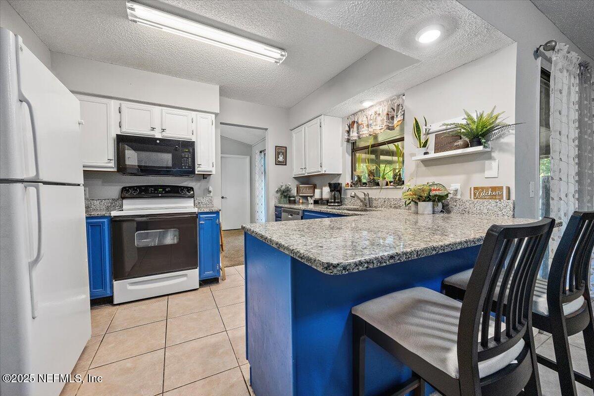 6219 LINDENWOOD Court