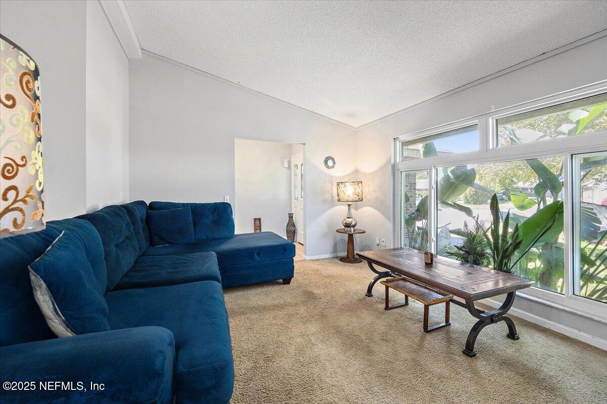 6219 LINDENWOOD Court