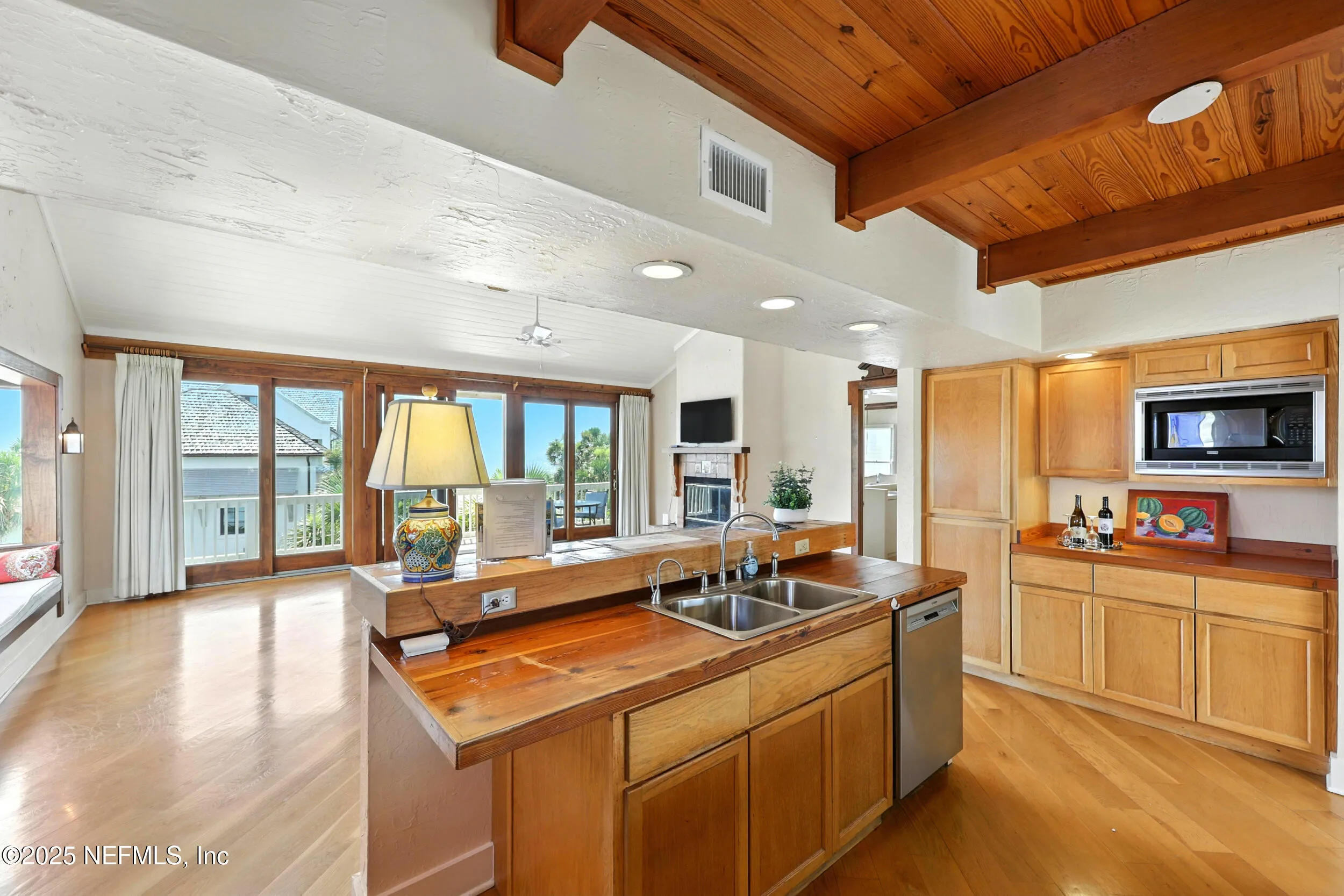 Jacksonville Beach, Florida 32250, United States, 4 Bedrooms Bedrooms, ,4 BathroomsBathrooms,Residential,Active,90609