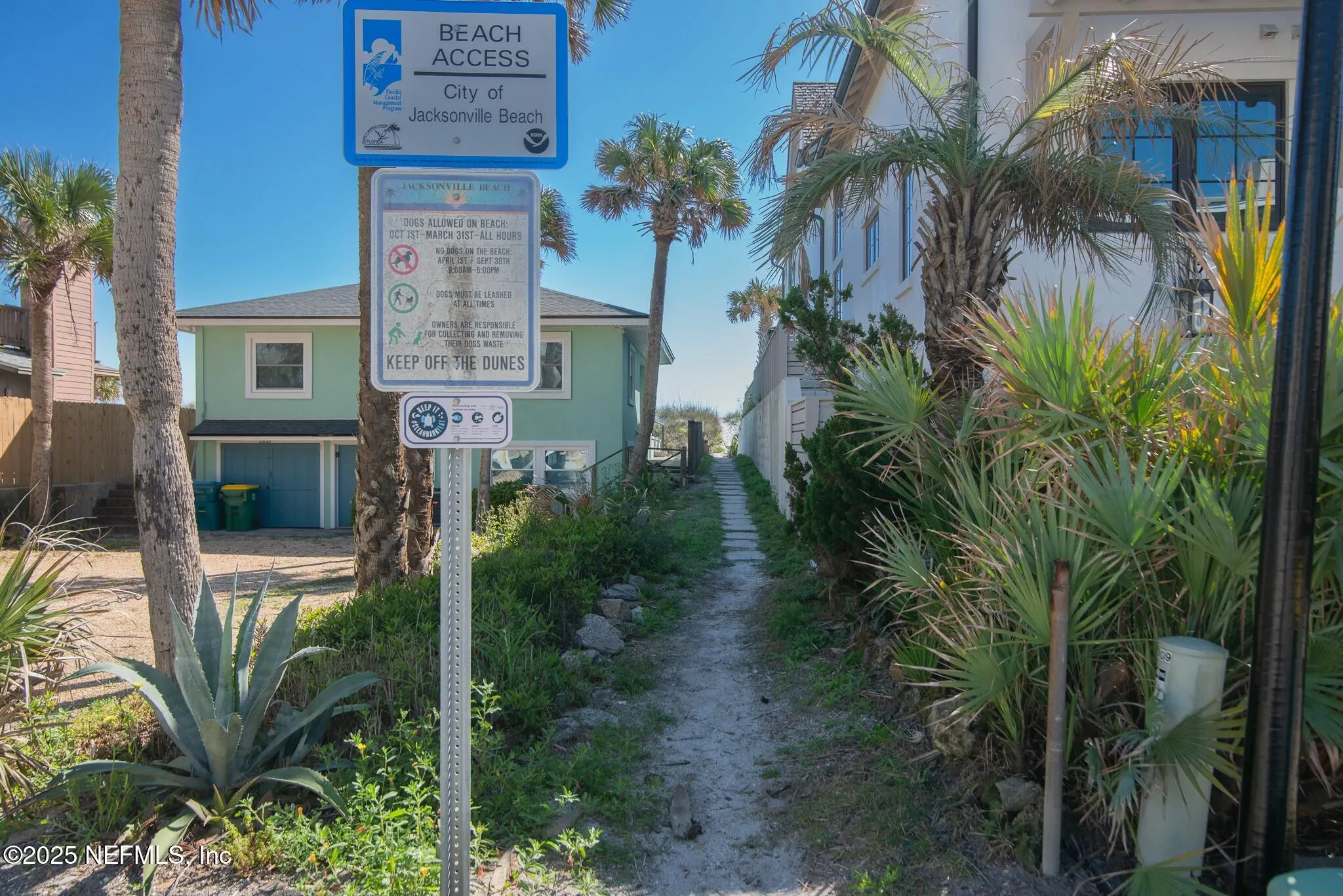 Jacksonville Beach, Florida 32250, United States, 4 Bedrooms Bedrooms, ,4 BathroomsBathrooms,Residential,Active,90609