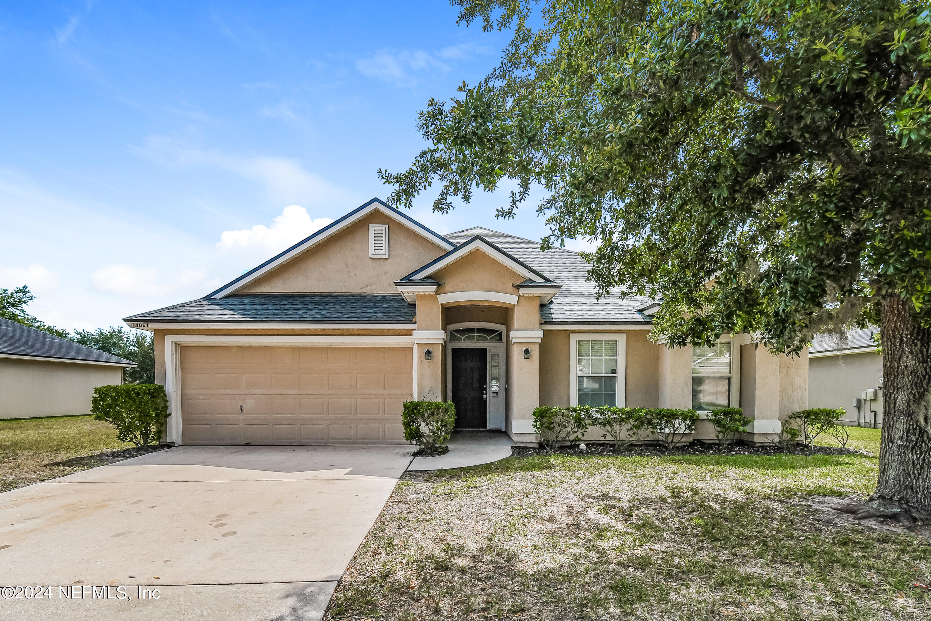 Jacksonville, FL home for sale located at 14061 Red Rock Lake Drive, Jacksonville, FL 32226