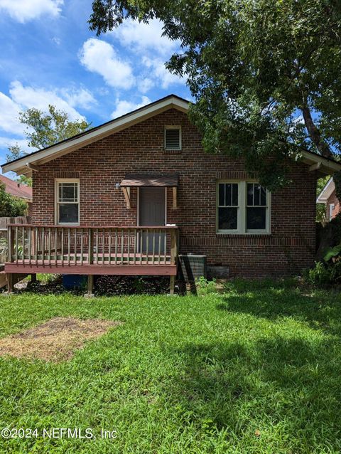 A home in Jacksonville