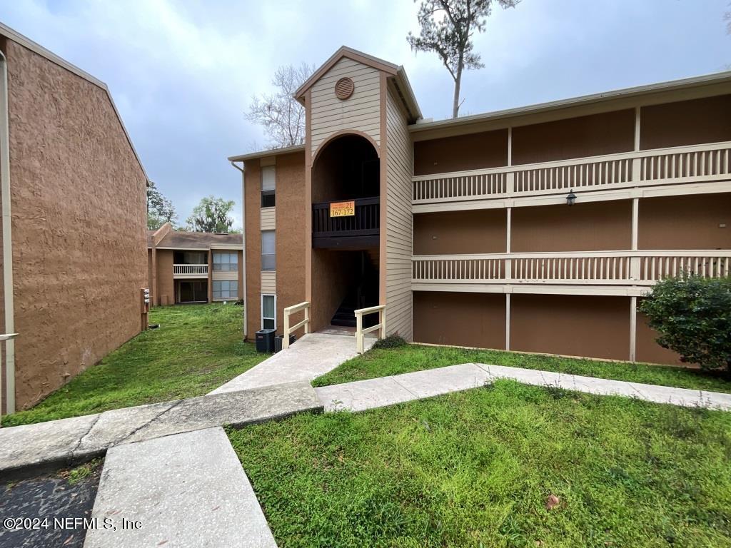 Gainesville, FL home for sale located at 1810 NW 23rd Boulevard Unit 167, Gainesville, FL 32605