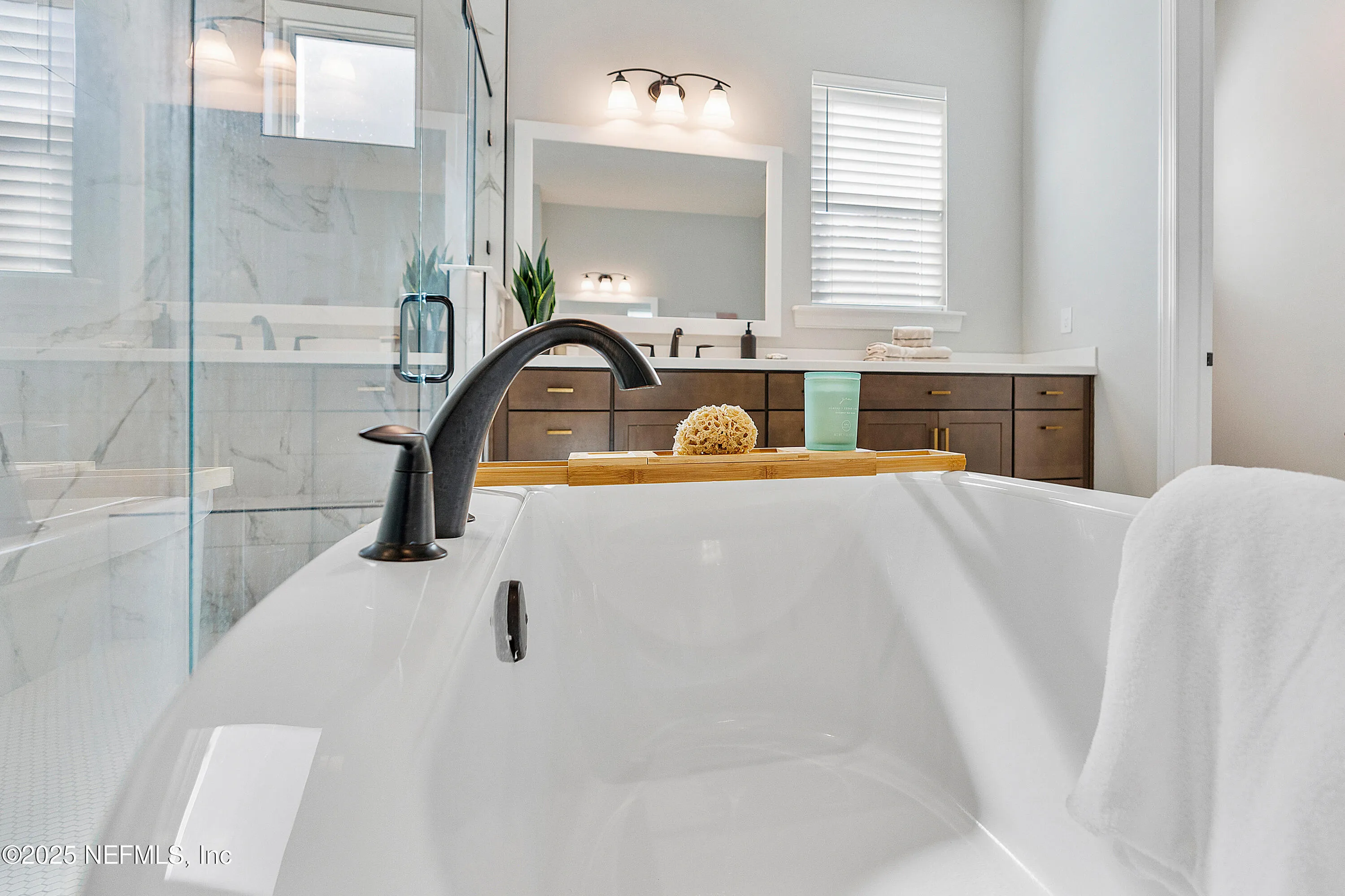 St Johns, Florida 32259, United States, 5 Bedrooms Bedrooms, ,6 BathroomsBathrooms,Residential,Active,12425