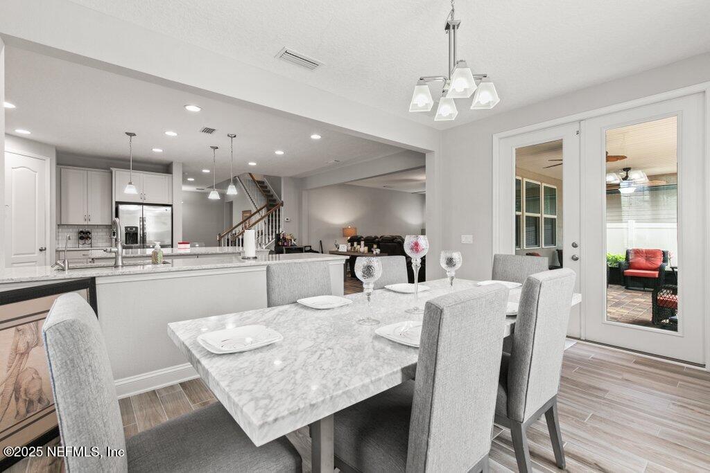 38 LOG SPRING Way